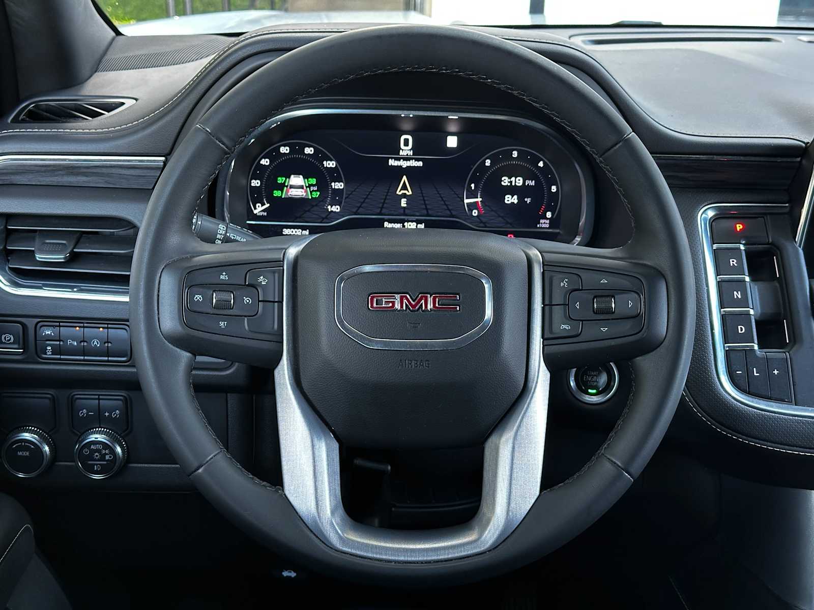 Used 2023 White Frost Tricoat GMC SLT image 19