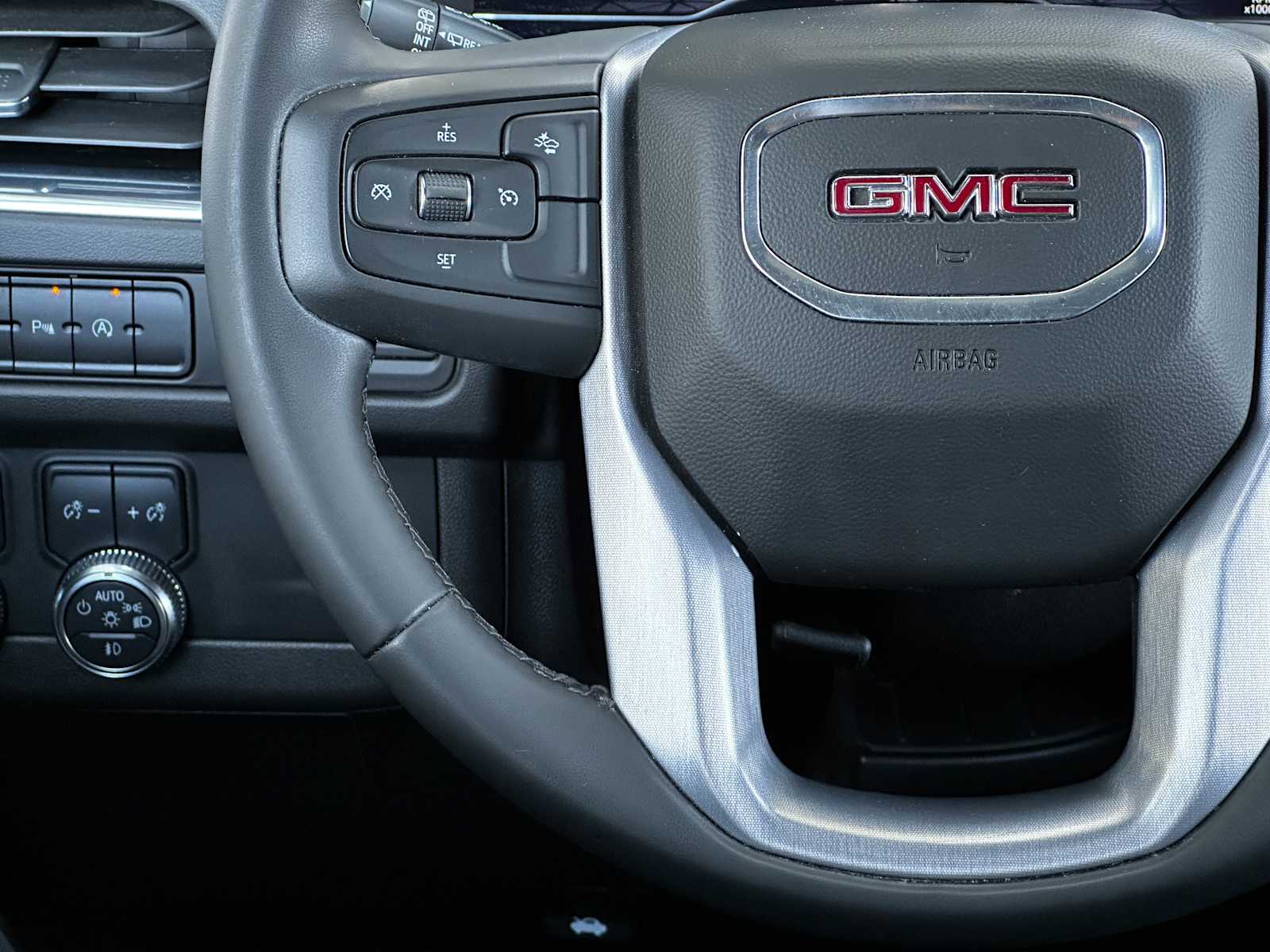 Used 2023 White Frost Tricoat GMC SLT image 20