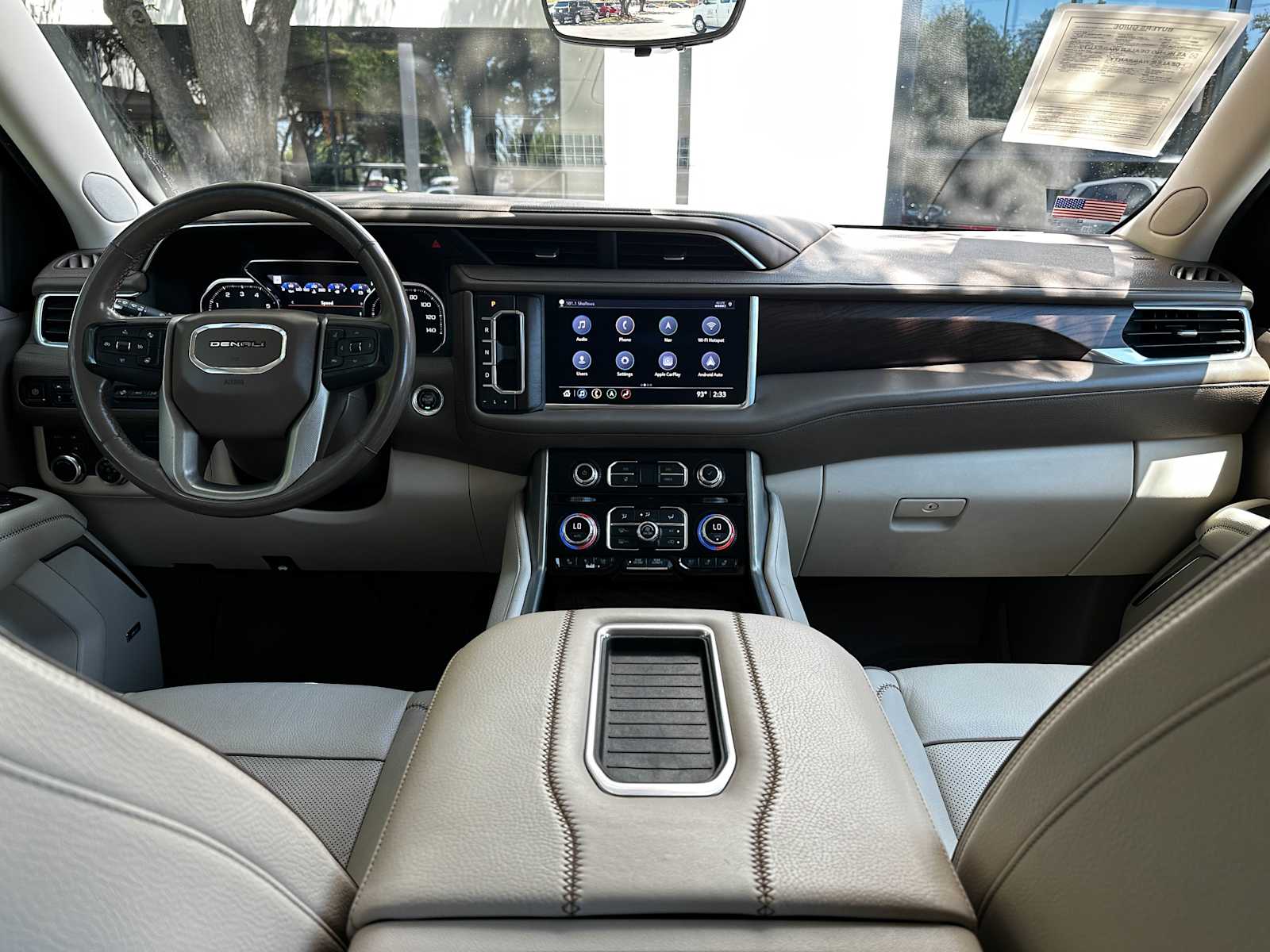 Used 2021 WHITE FROST TRICOAT GMC Denali image 18