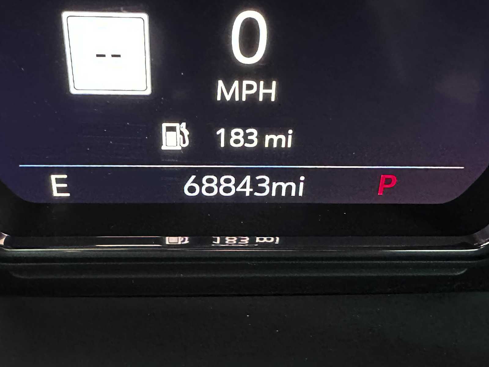 Used 2022 White Frost Tricoat GMC Denali image 10