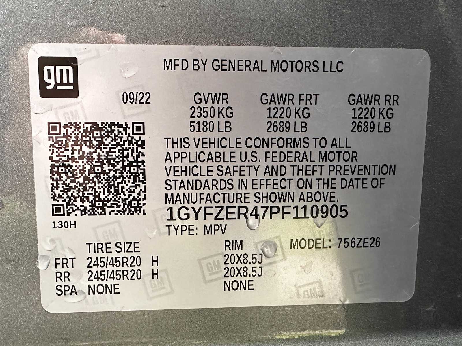 Certified Used 2023 Argent Silver Metallic Cadillac FWD Sport image 21