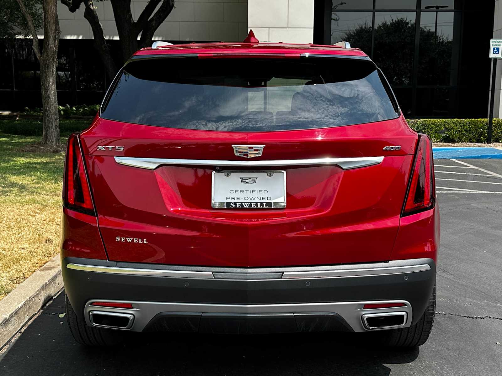 Certified Pre-Owned 2023 Cadillac XT5 FWD Premium Luxury Sport