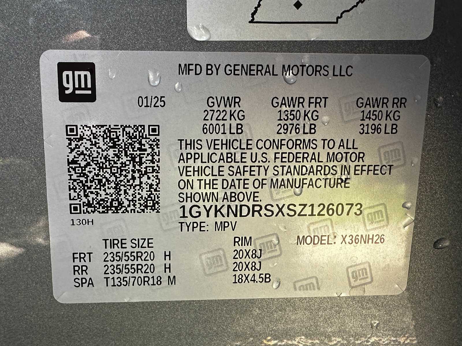 Certified Used 2025 Argent Silver Metallic Cadillac Premium Luxury image 22