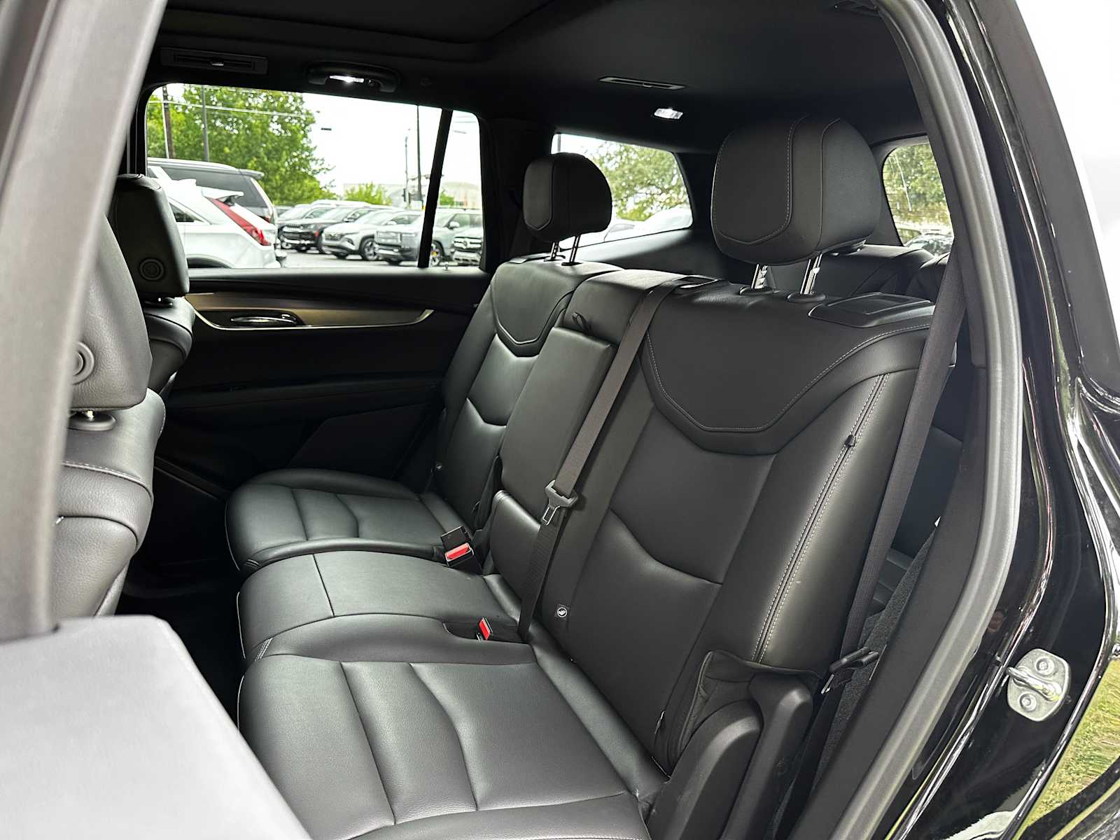 Used 2025 Stellar Black Metallic Cadillac Luxury image 21