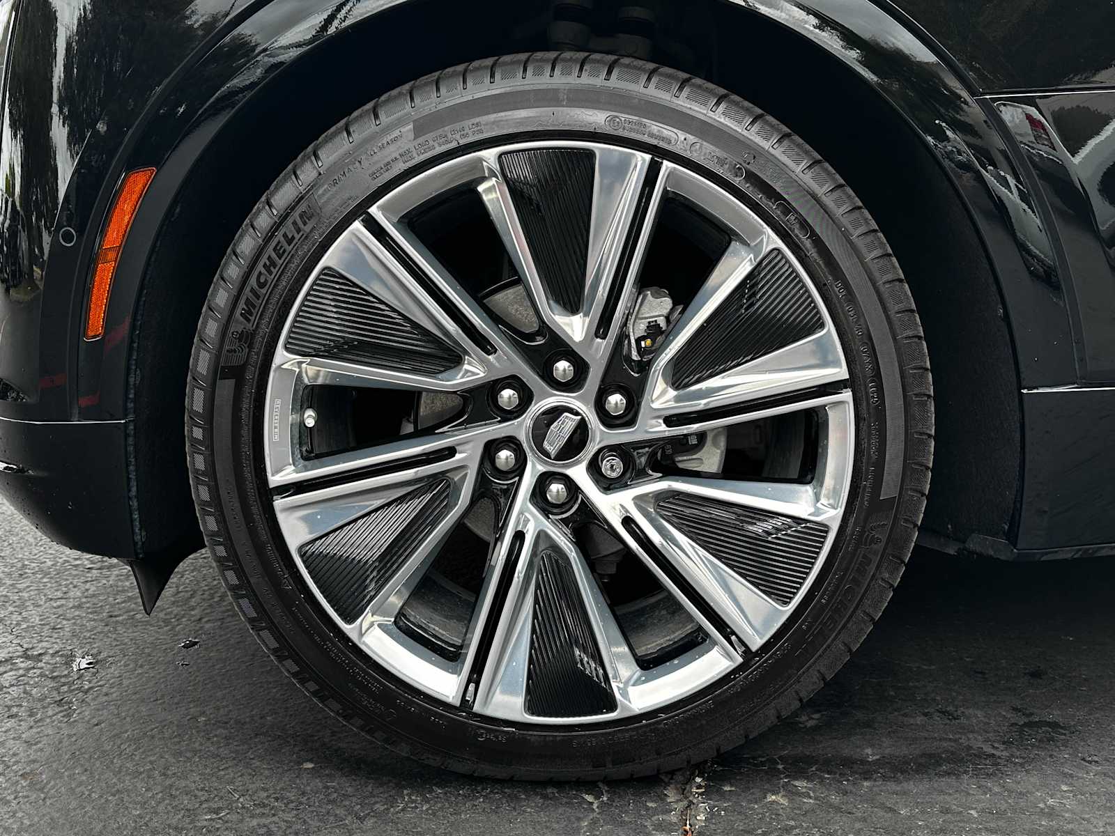 Certified Used 2026 Stellar Black Metallic Cadillac Signature Luxury image 7