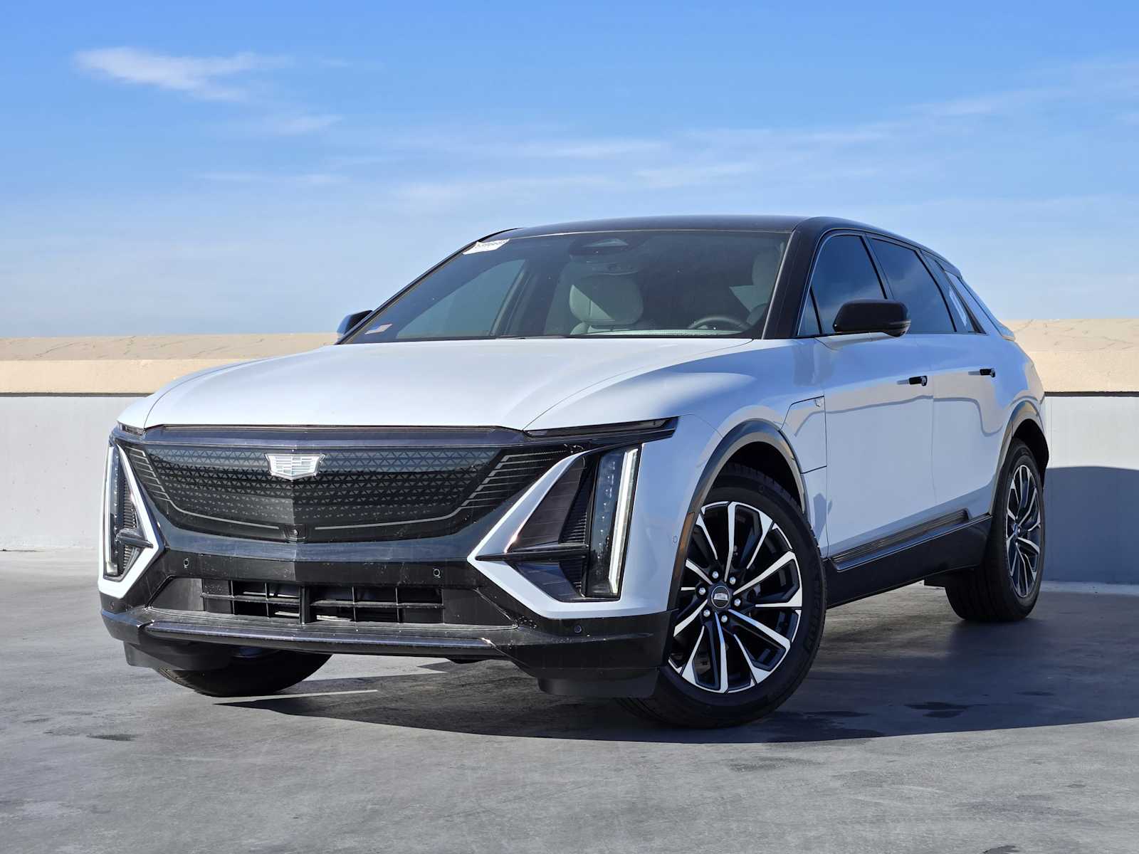2026 Cadillac LYRIQ Sport's photo