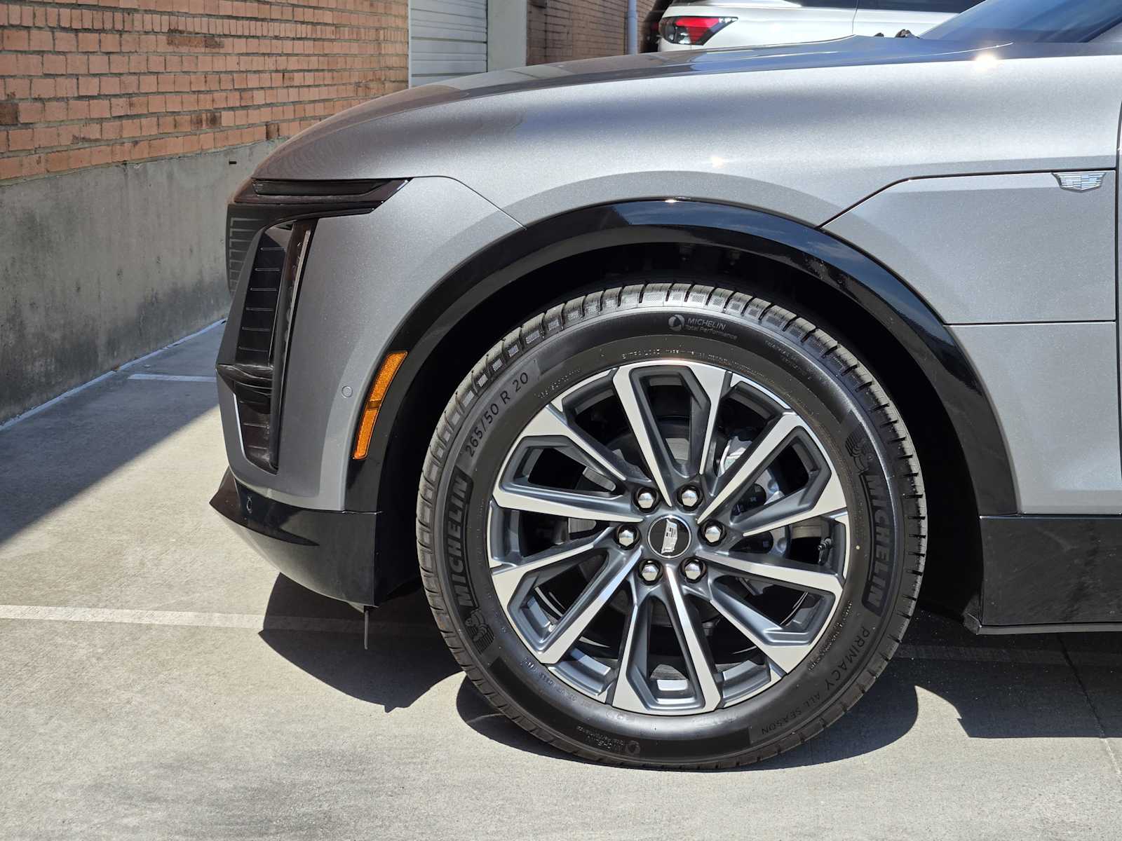 2027 Cadillac LYRIQ Premium Sport - Photo 6