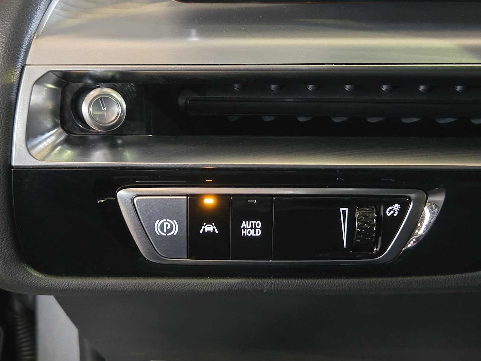 2027 Cadillac LYRIQ Premium Sport - Photo 15