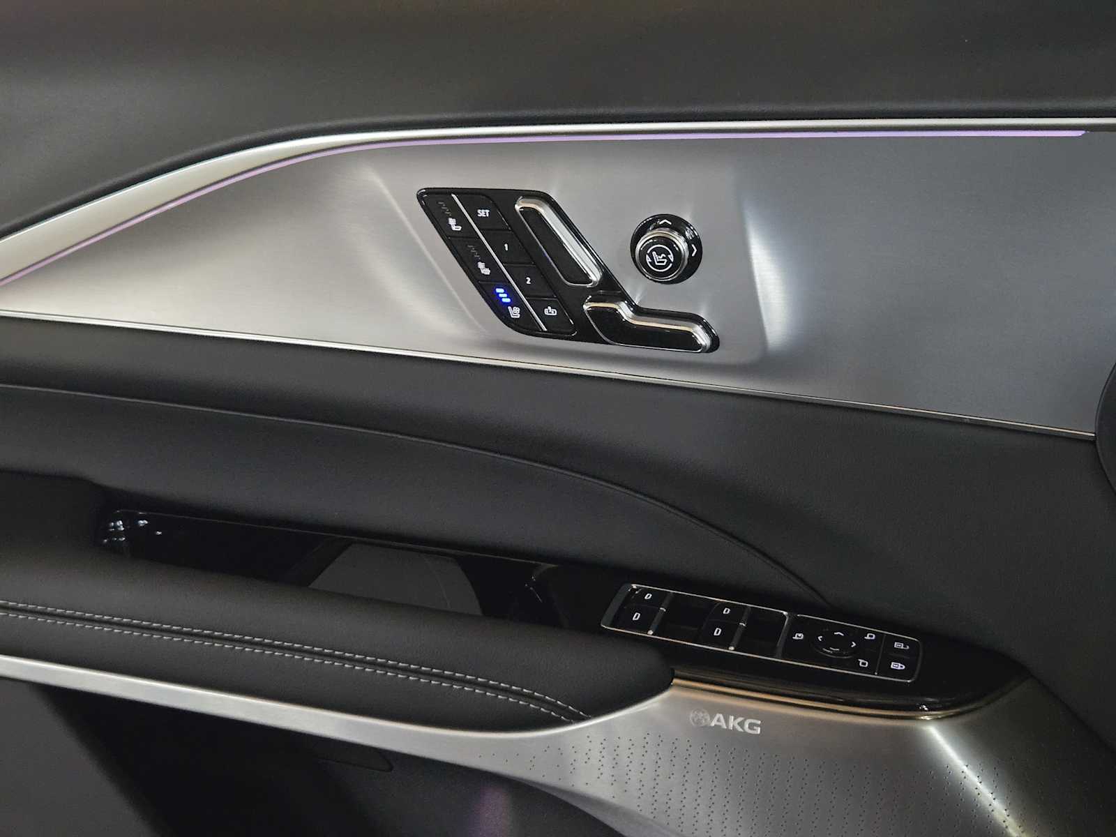 2027 Cadillac LYRIQ Premium Sport - Photo 16