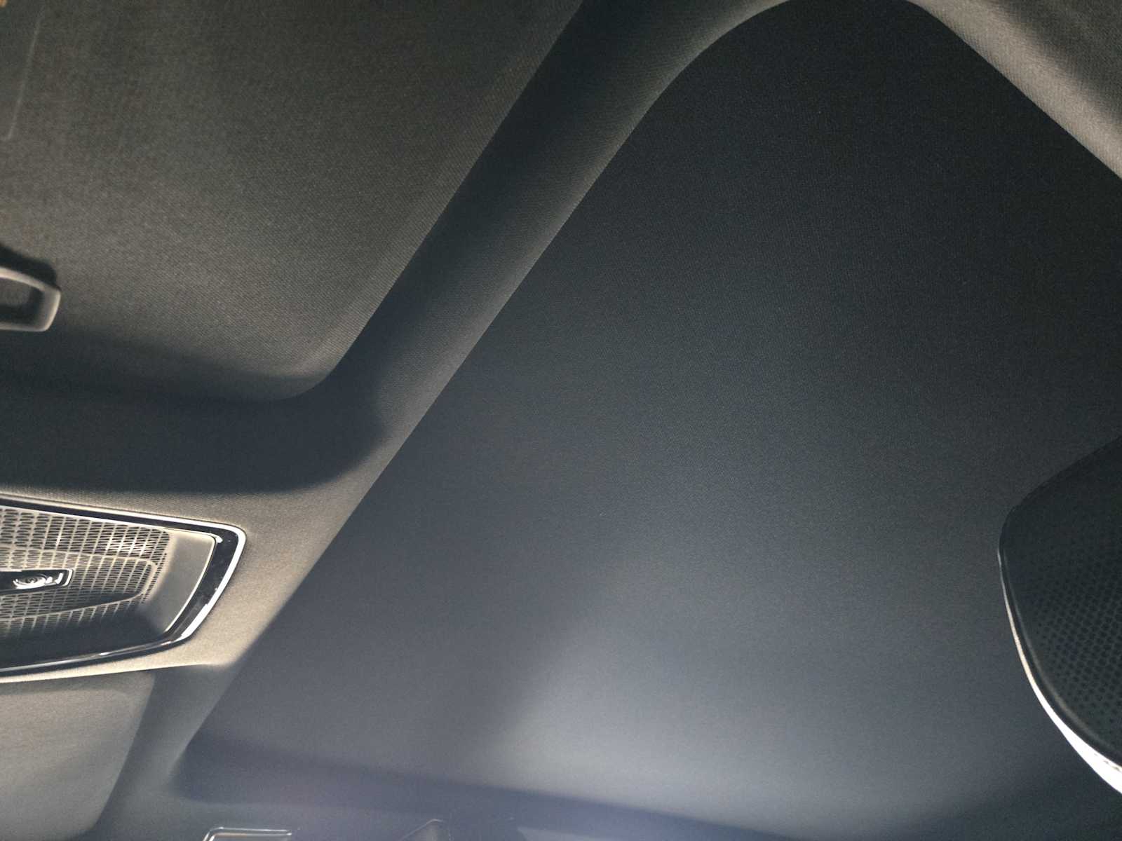2027 Cadillac LYRIQ Premium Sport - Photo 18