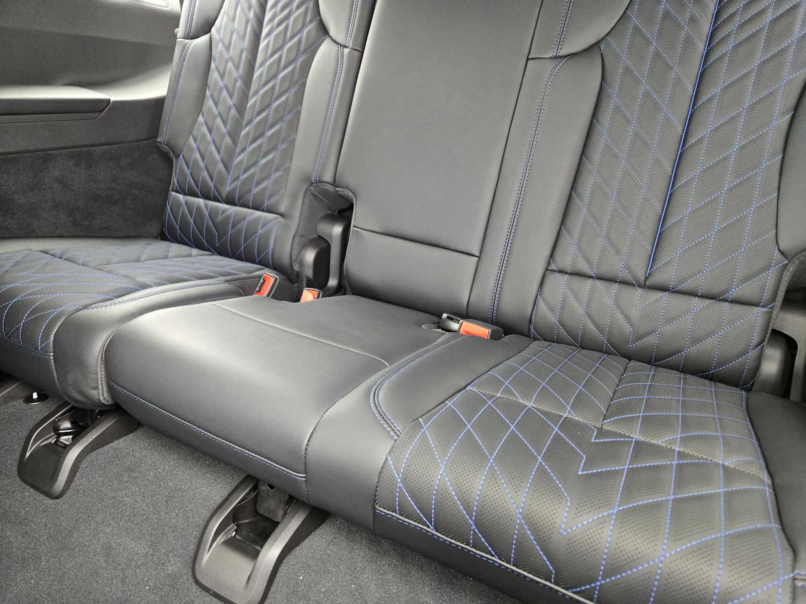 2026 Cadillac Escalade IQL Sport - Photo 17