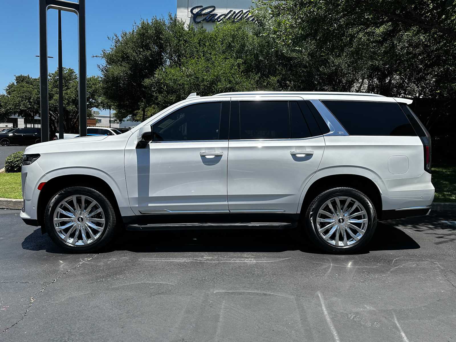 Certified Used 2023 Crystal White Tricoat Cadillac 4WD Premium Luxury image 5
