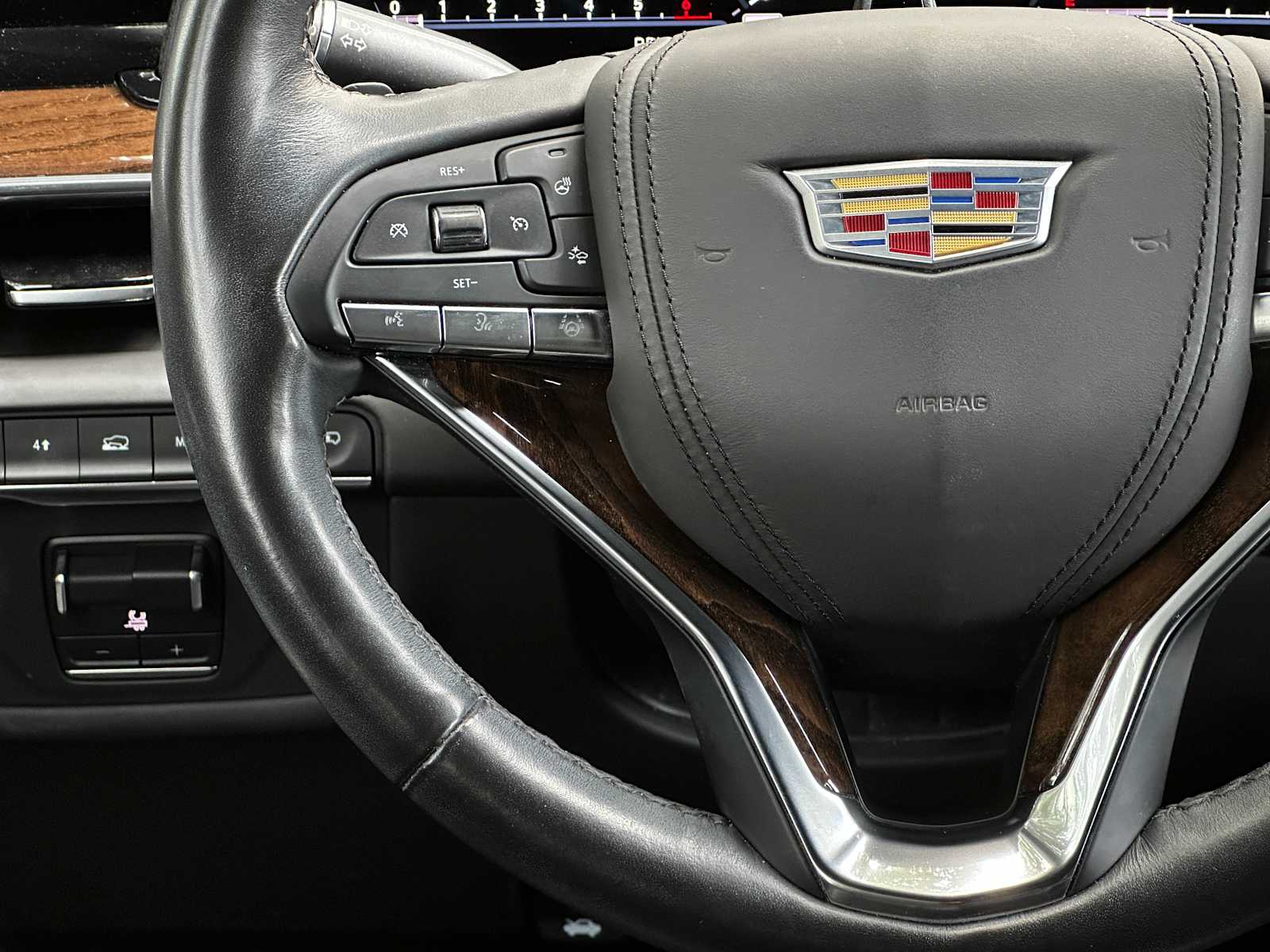 Used 2022 Satin Steel Metallic Cadillac Sport Platinum image 22