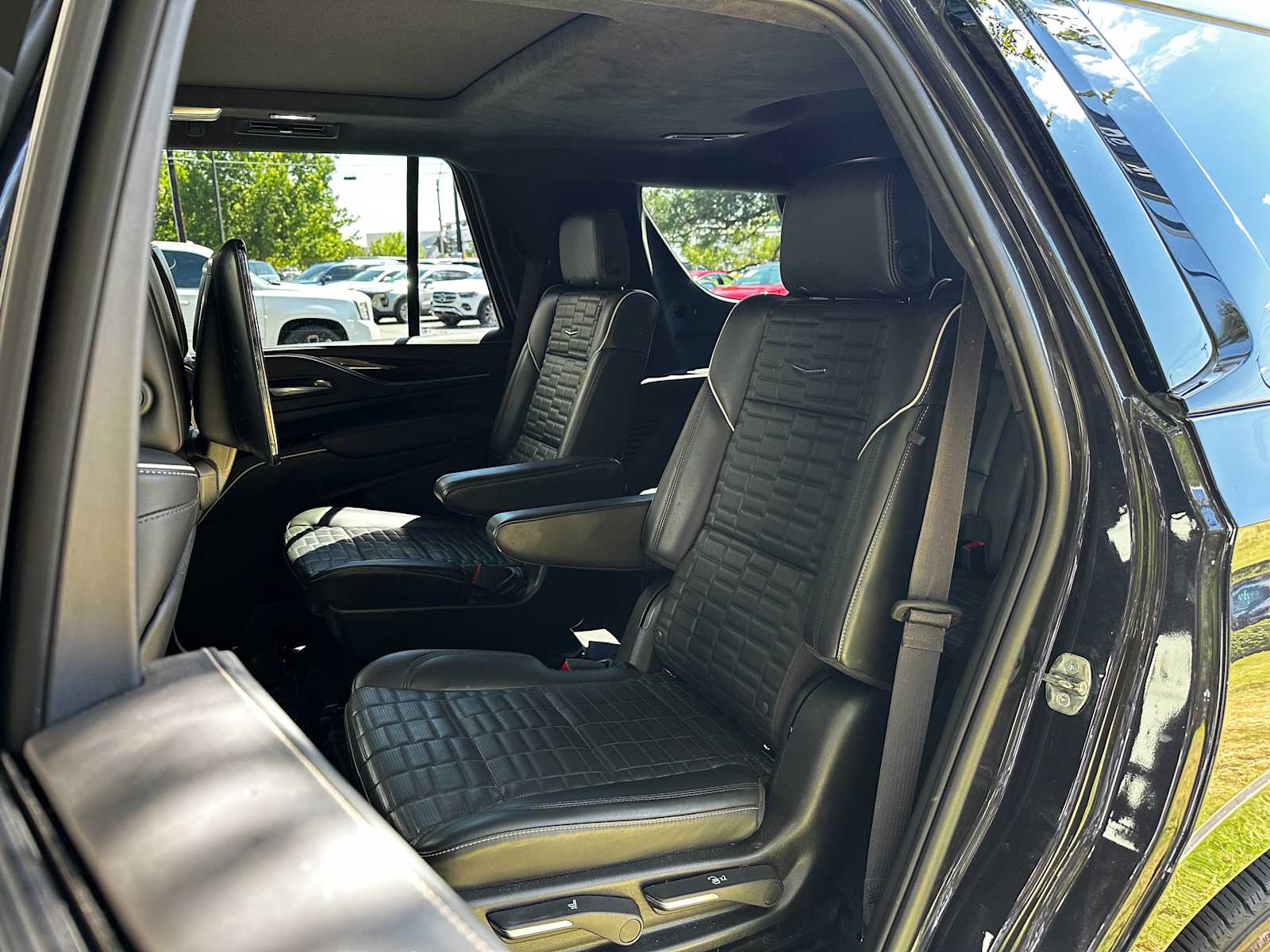 Used 2023 Galactic Gray Metallic Cadillac 4WD Sport Platinum image 25