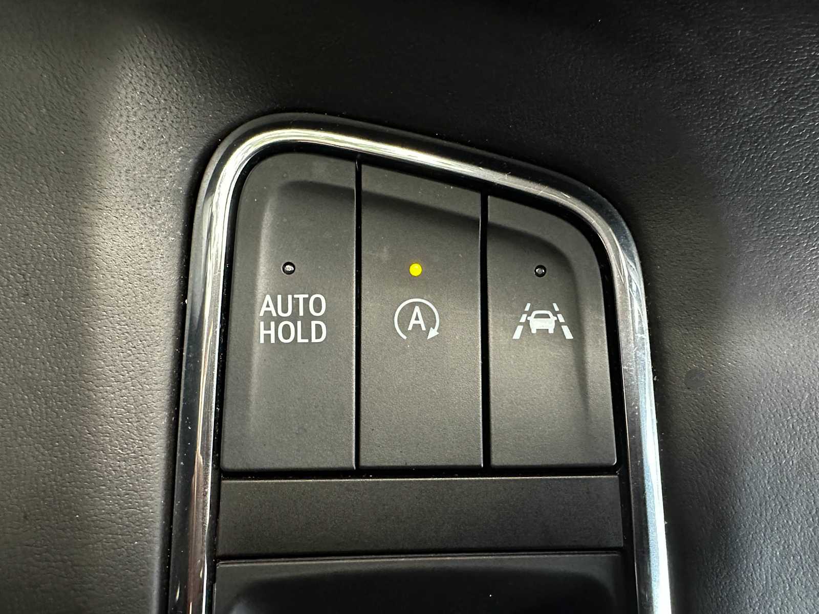 Certified Used 2024 Black Raven Cadillac Sport Platinum image 15