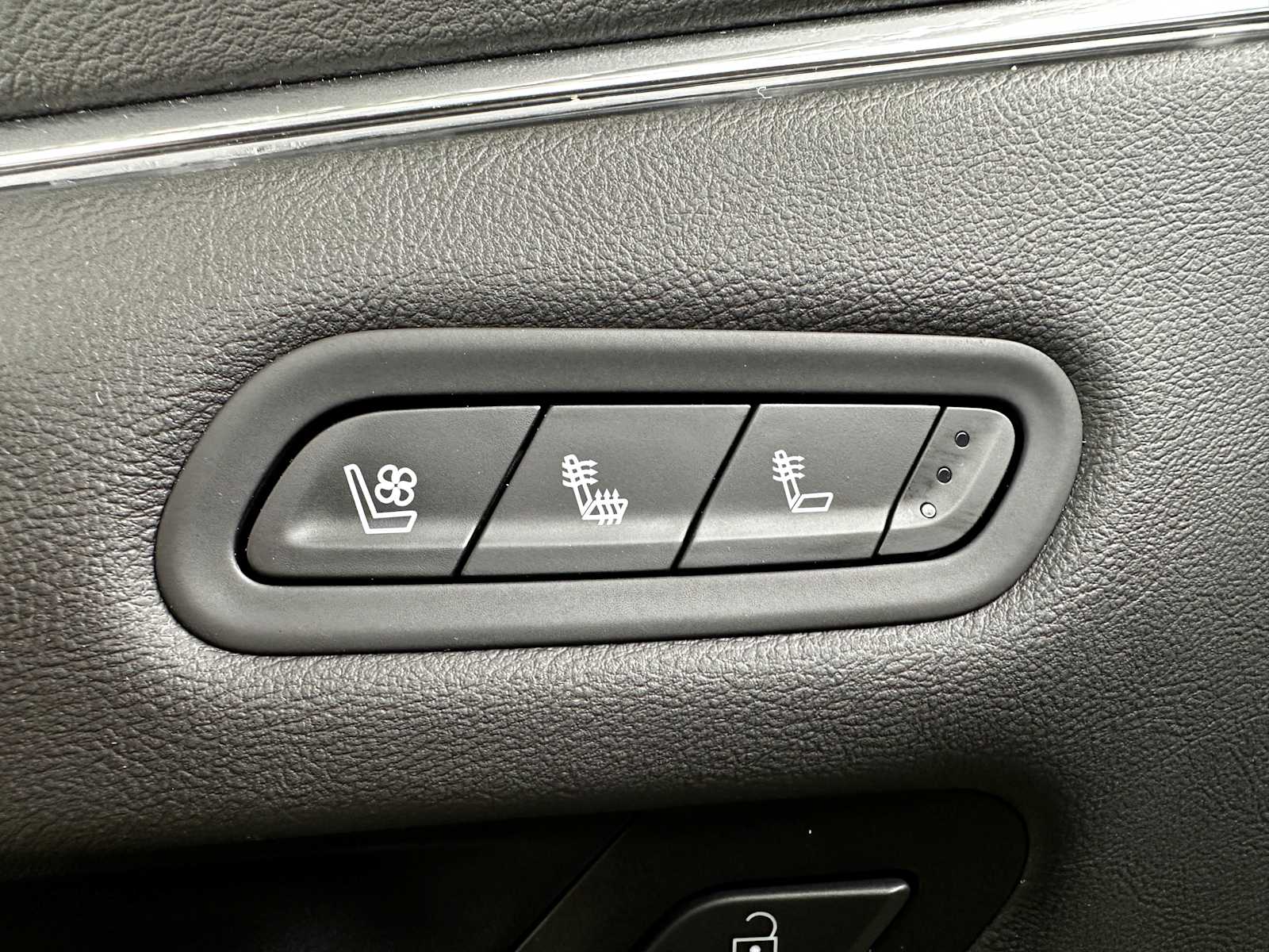 Certified Used 2023 Black Raven Cadillac Premium Luxury image 17