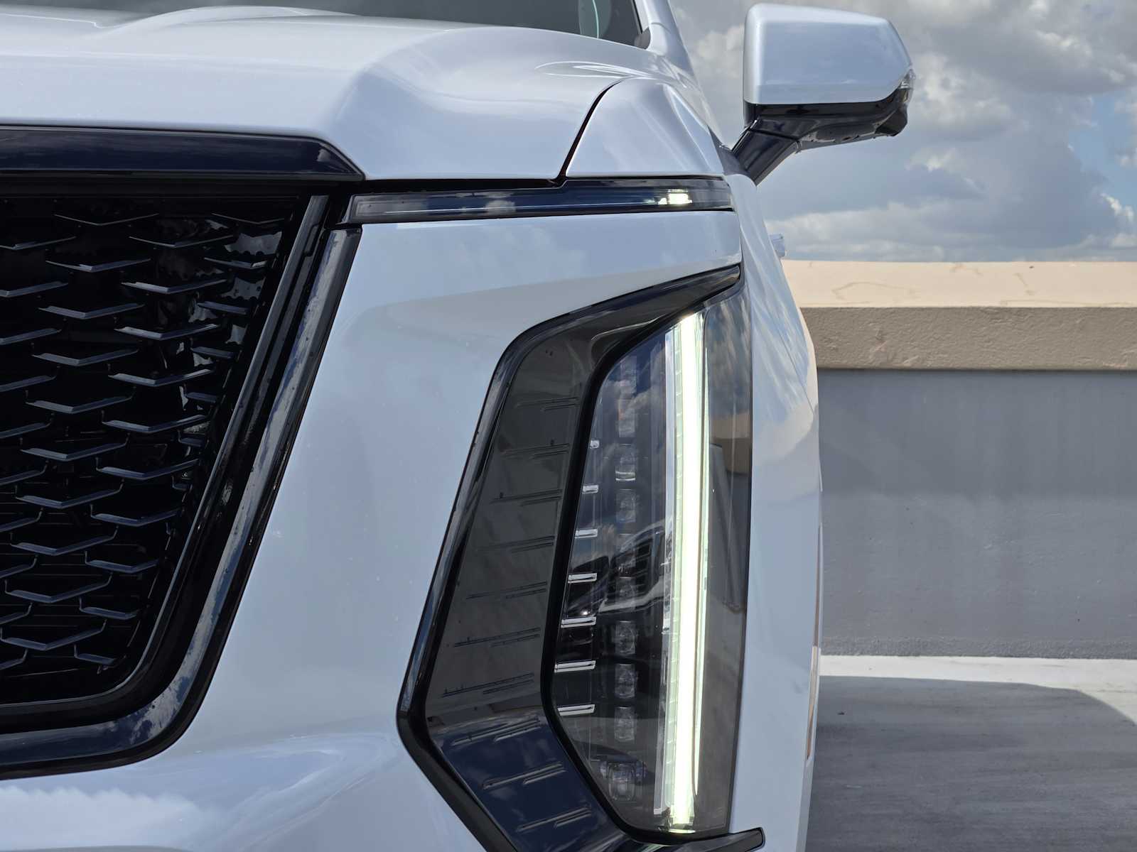 New 2026 Vibrant White Tricoat Cadillac Platinum Sport image 5