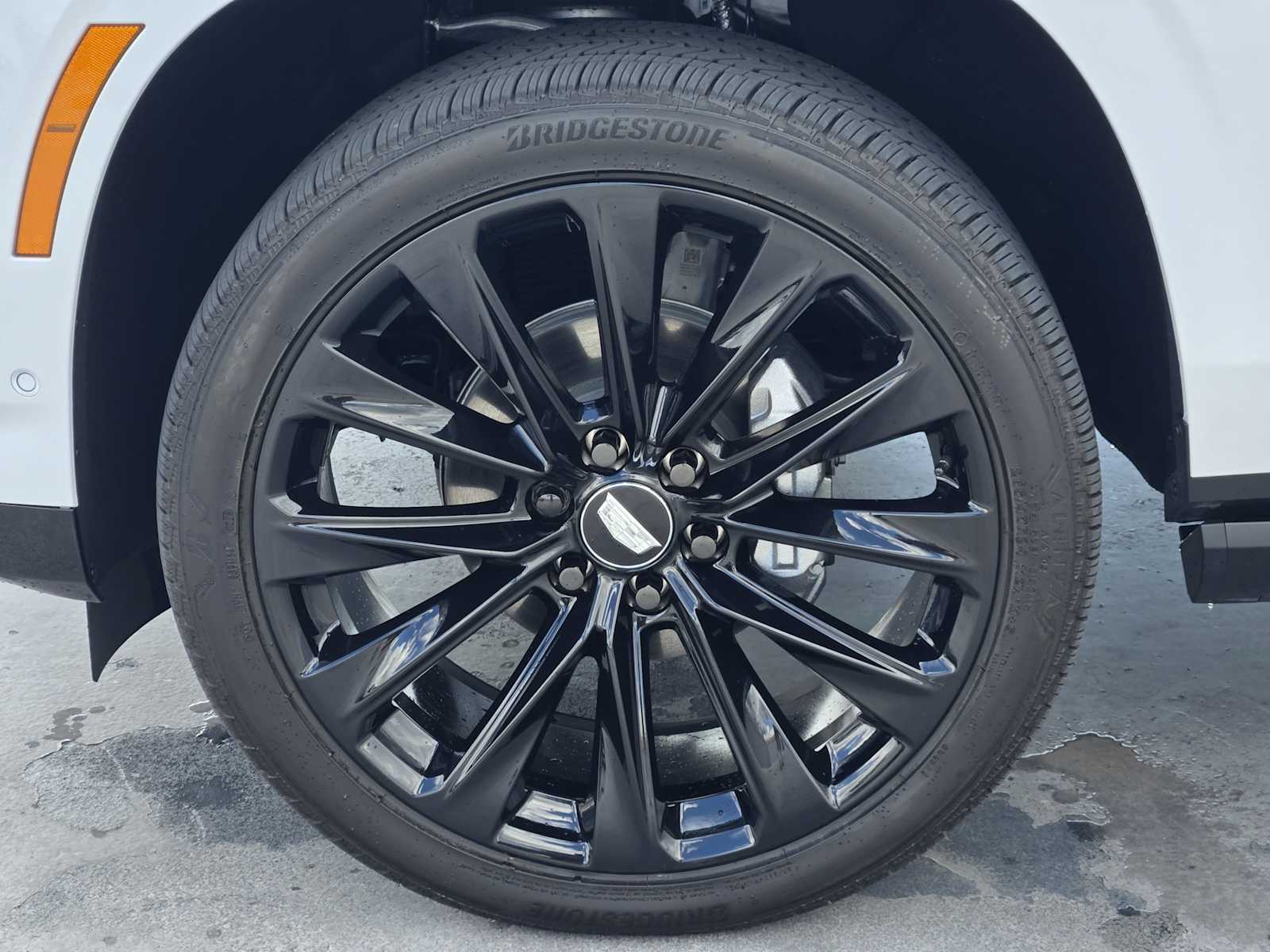 New 2026 Vibrant White Tricoat Cadillac Platinum Sport image 7