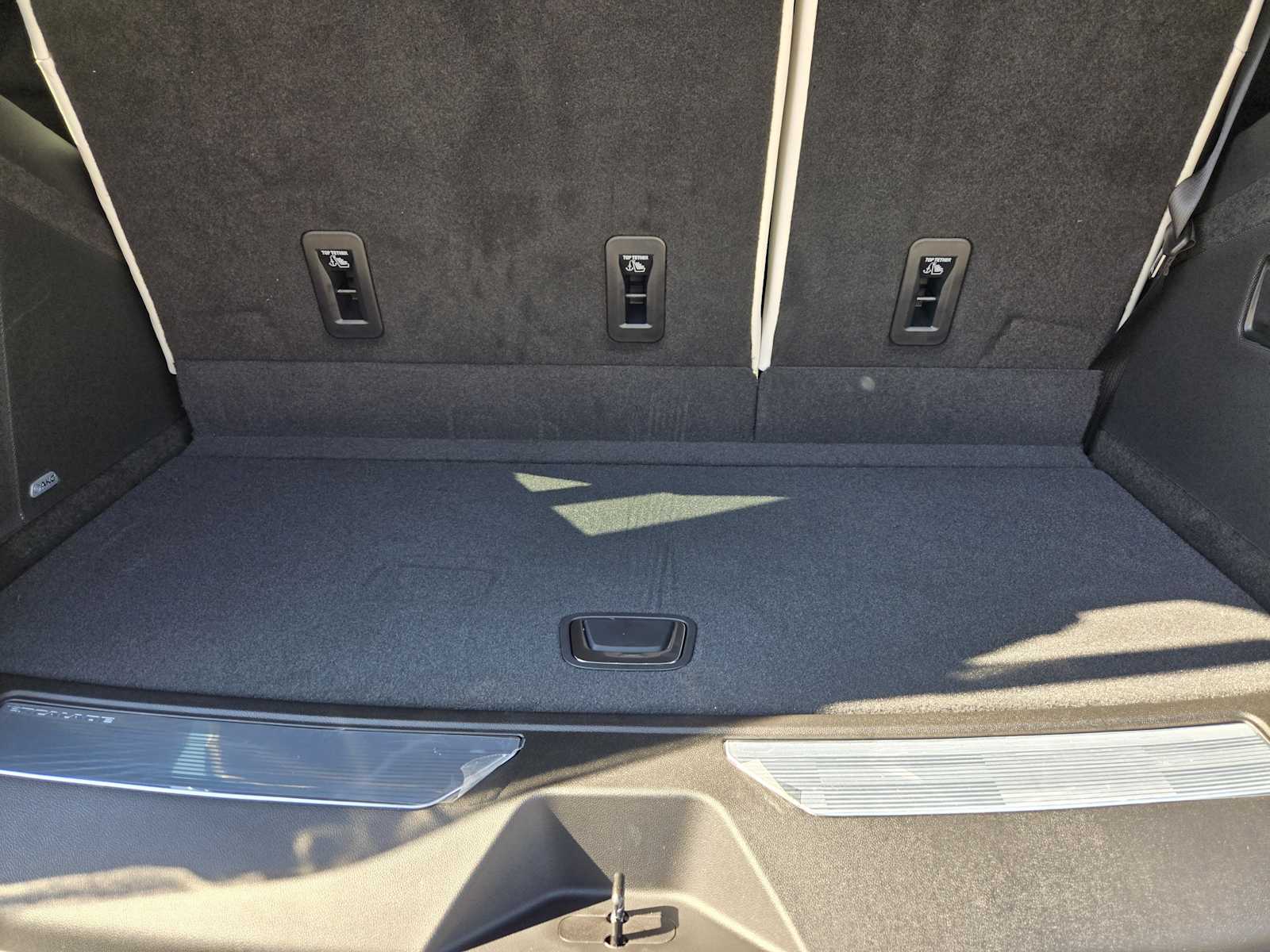 2027 Cadillac Escalade Platinum Sport - Photo 23