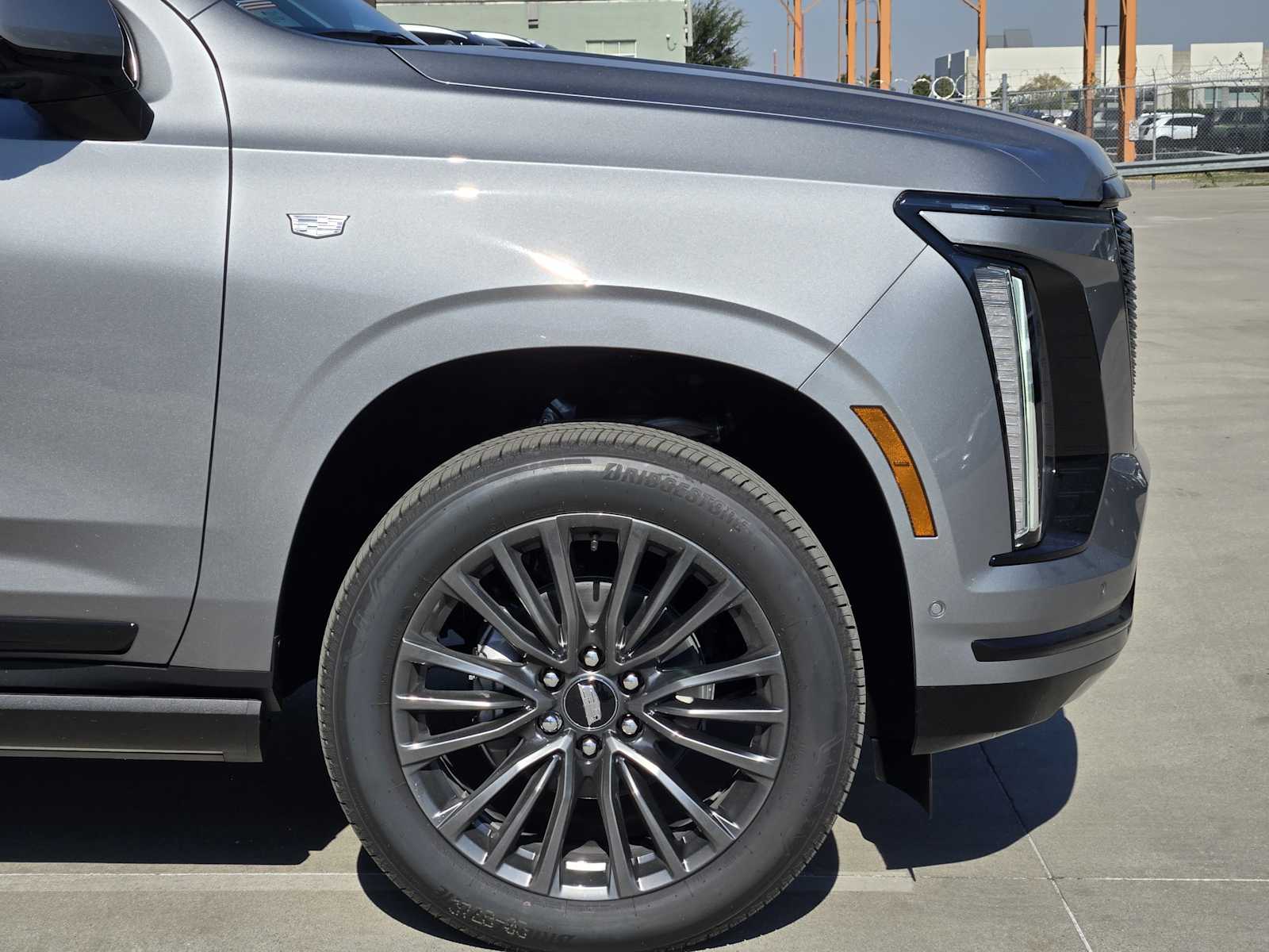 2027 Cadillac Escalade Platinum Sport - Photo 6