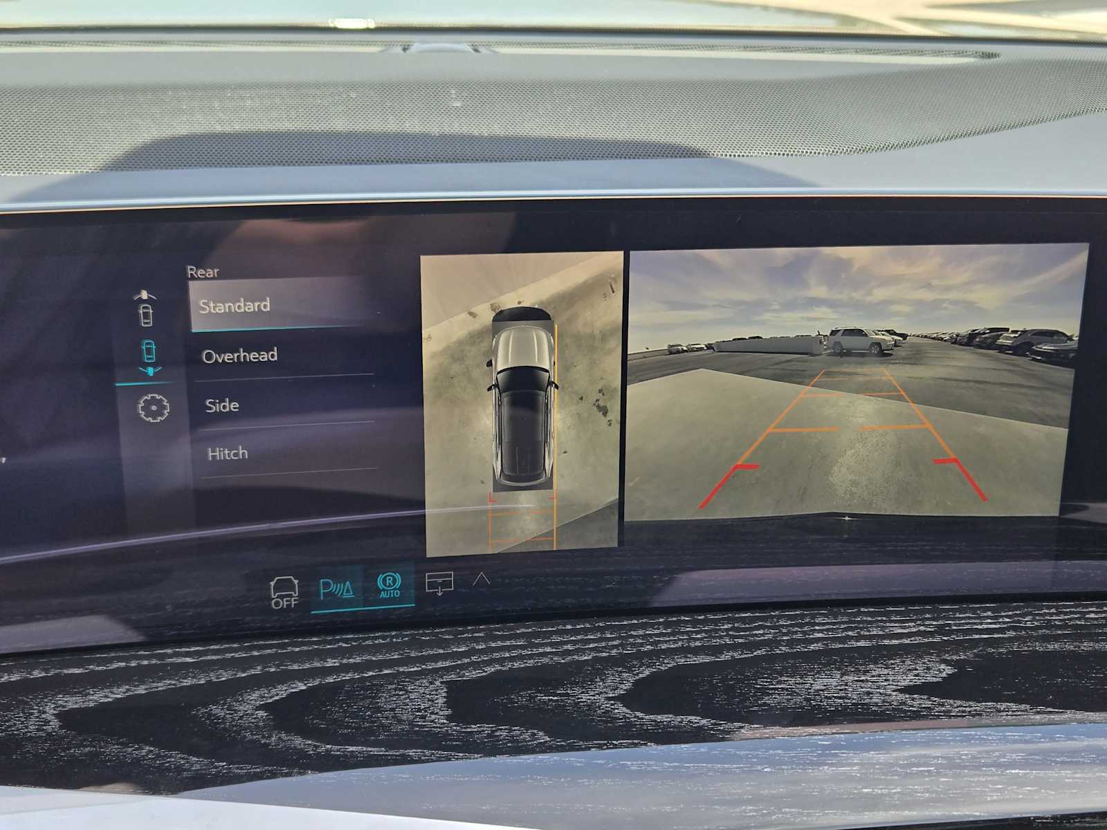 2026 Cadillac Escalade IQ Luxury - Photo 12