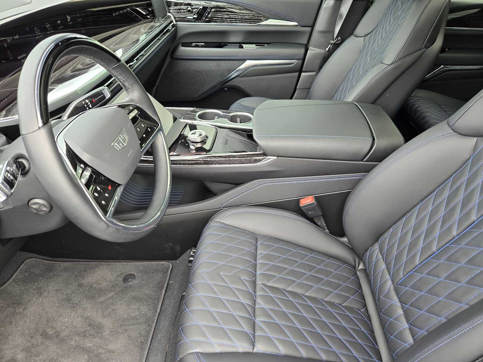 2026 Cadillac Escalade IQ Luxury - Photo 8