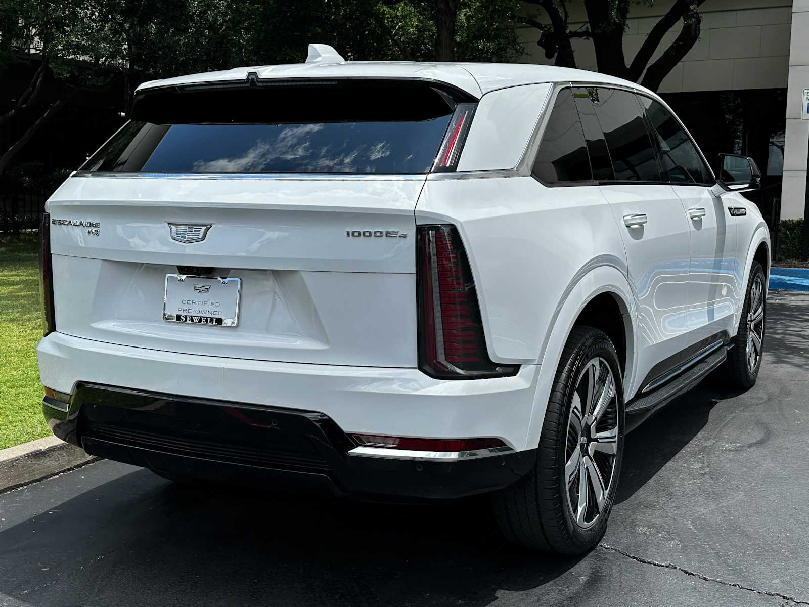 Certified Used 2025 Summit White Cadillac Luxury 2 image 4