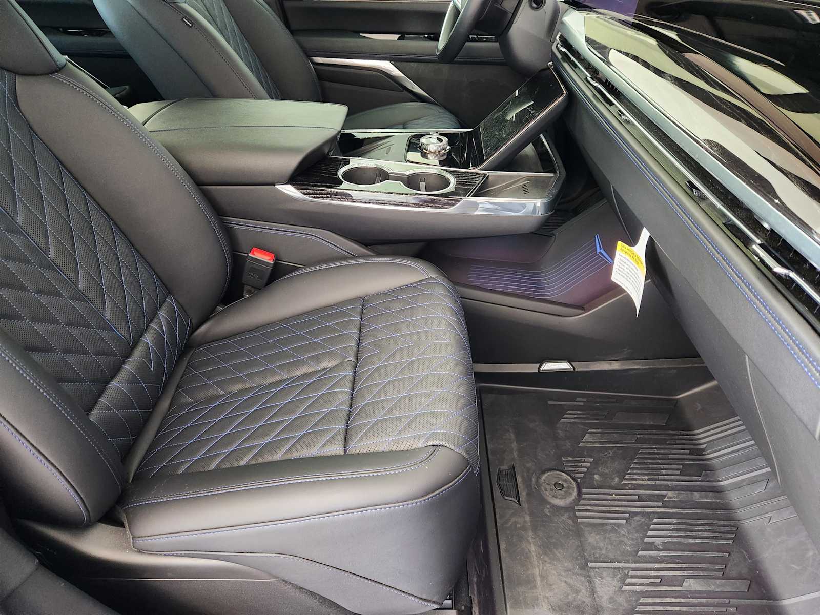 2026 Cadillac Escalade IQ Sport - Photo 9