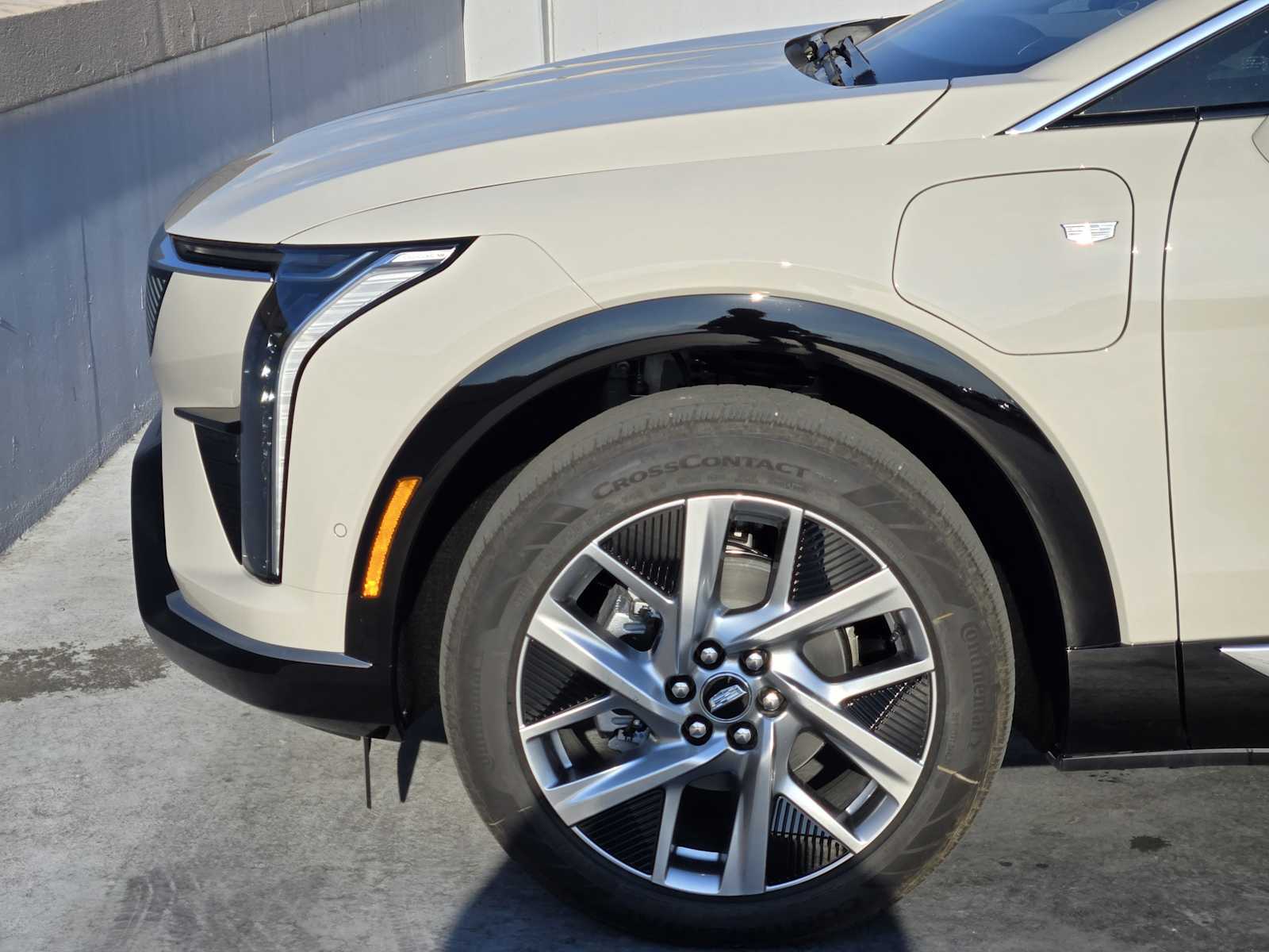 2027 Cadillac OPTIQ Luxury - Photo 6