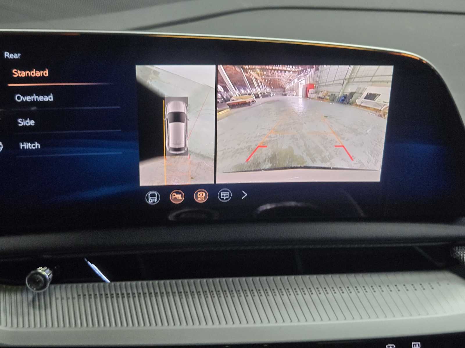 2027 Cadillac OPTIQ Luxury - Photo 12