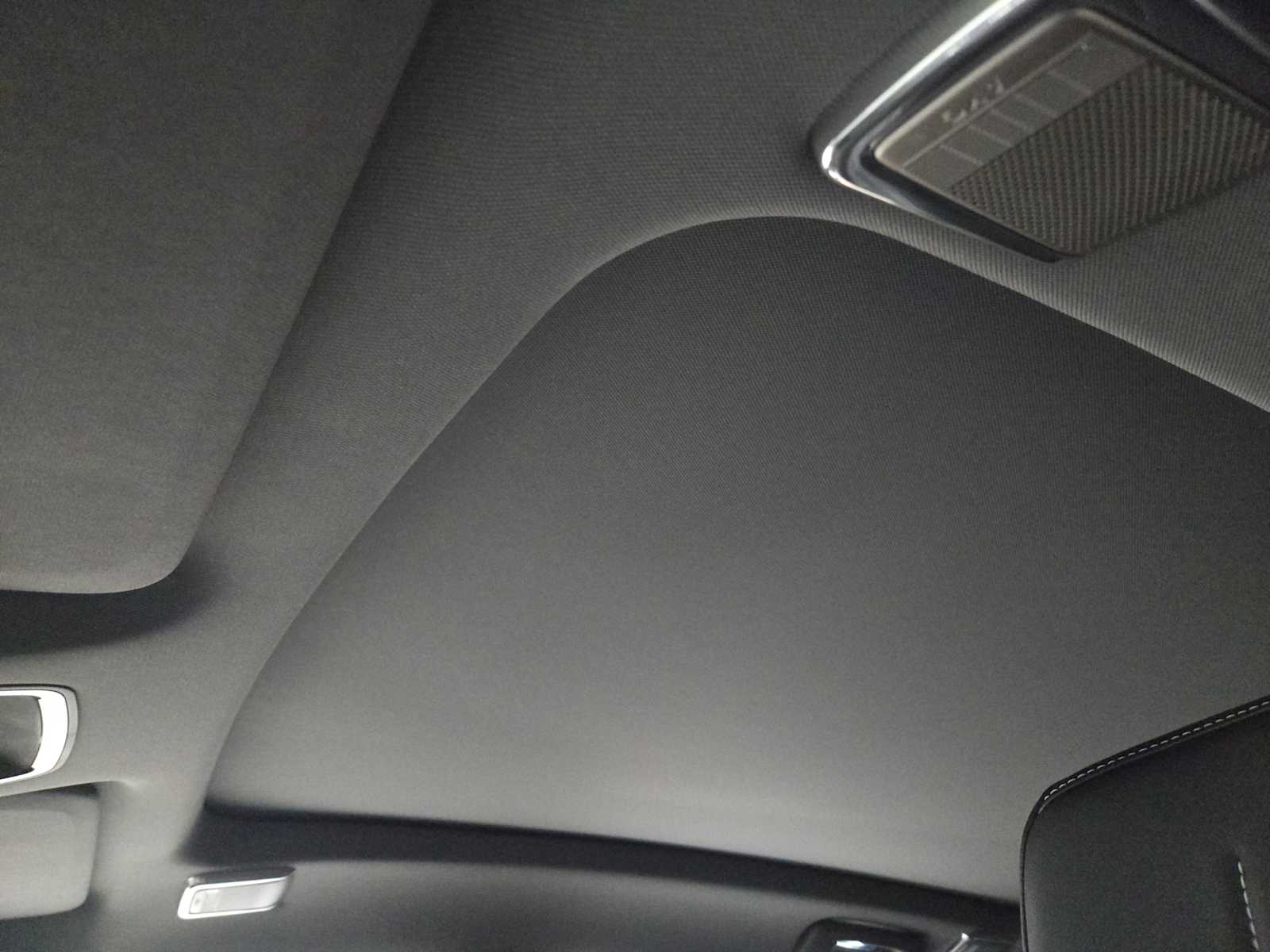 2027 Cadillac OPTIQ Luxury - Photo 18