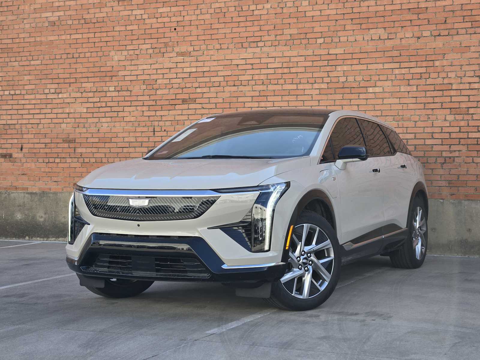 2027 Cadillac OPTIQ Luxury