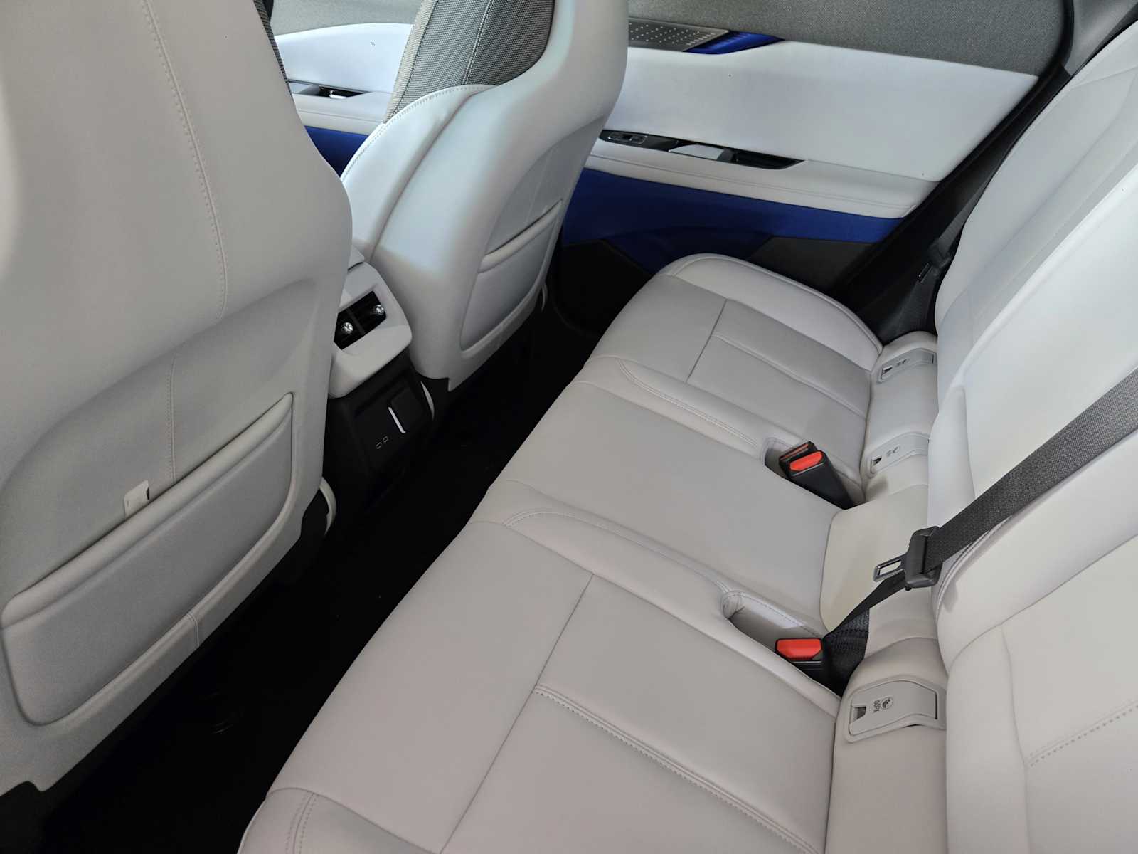 New 2026 Coastal Blue Metallic Cadillac Luxury image 19