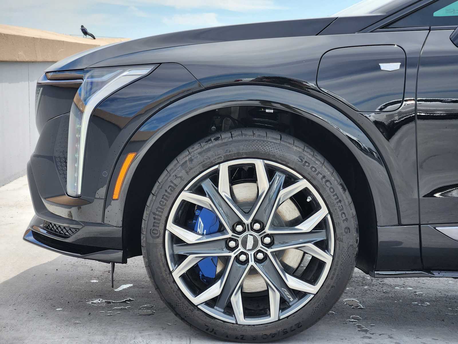 2026 Cadillac OPTIQ V-Series - Photo 6