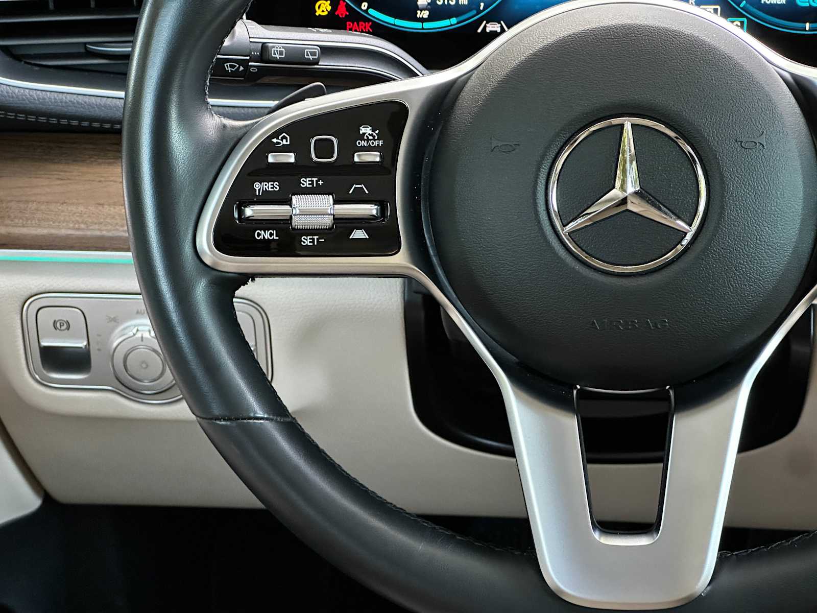 Used 2022 Selenite Grey Metallic Mercedes-Benz GLS 450 image 20