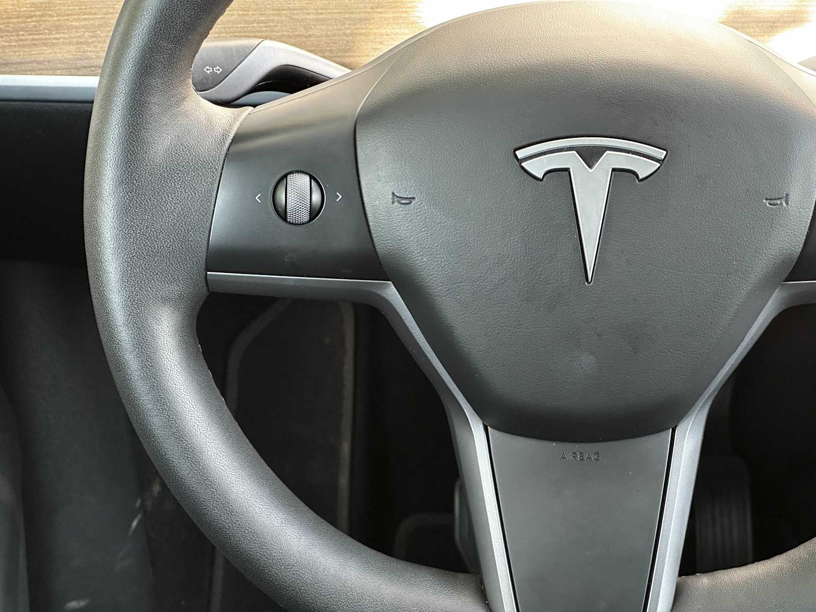Used 2023 GREY Tesla  image 17