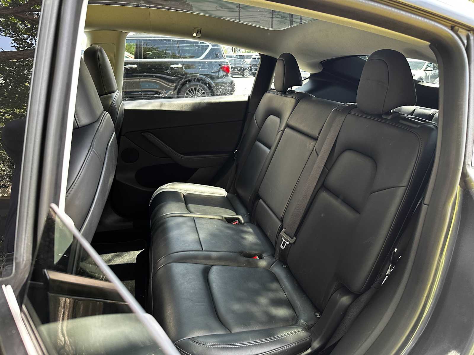 Used 2023 GREY Tesla  image 19