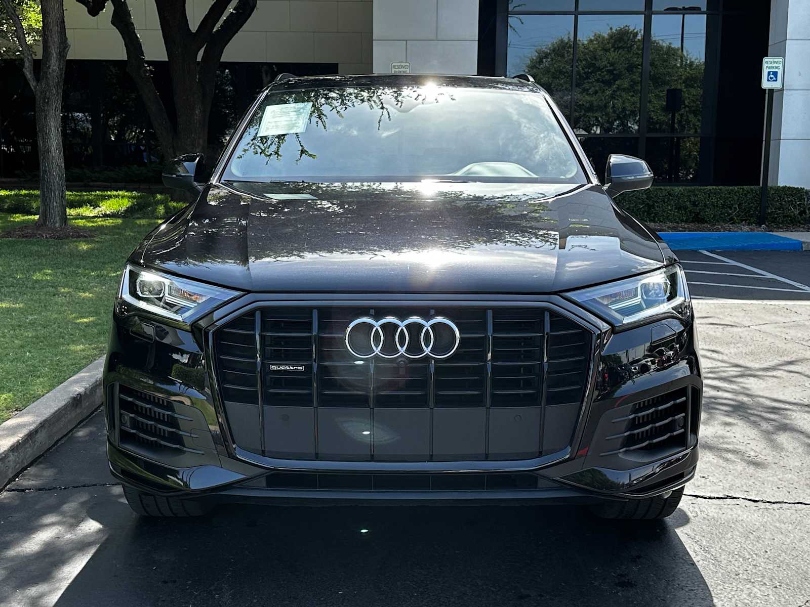 Used 2020  Audi Premium Plus image 2