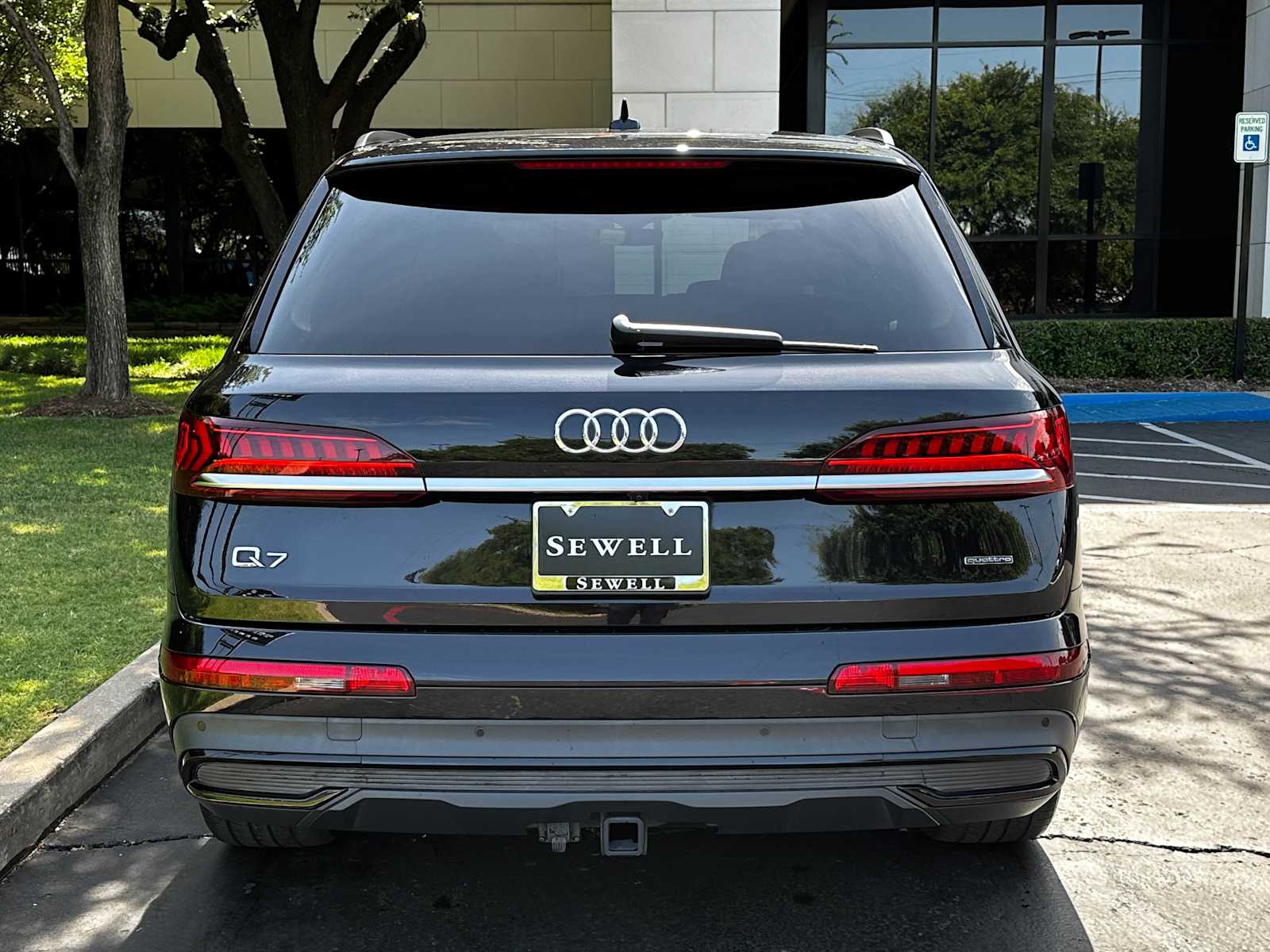 Used 2020  Audi Premium Plus image 3