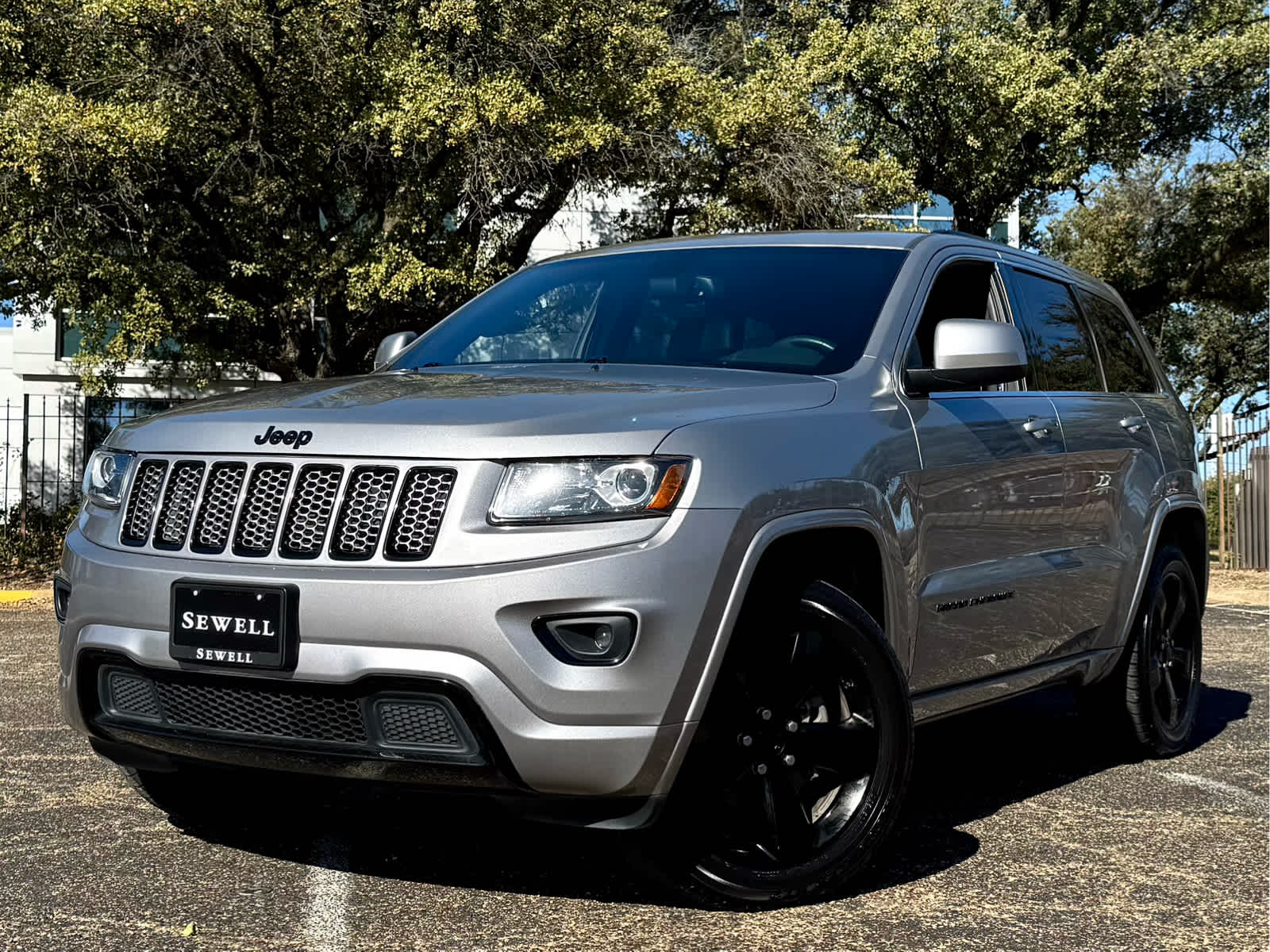 2015 Jeep Grand Cherokee Altitude's photo