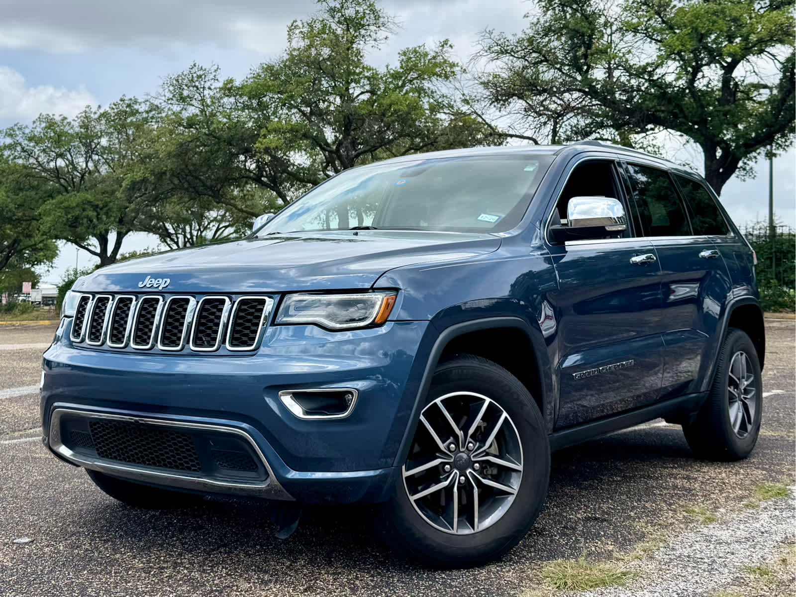 ブルーツリー Pre-Owned 2019 Jeep Grand Cherokee Limited 4×4 Sport Utility in