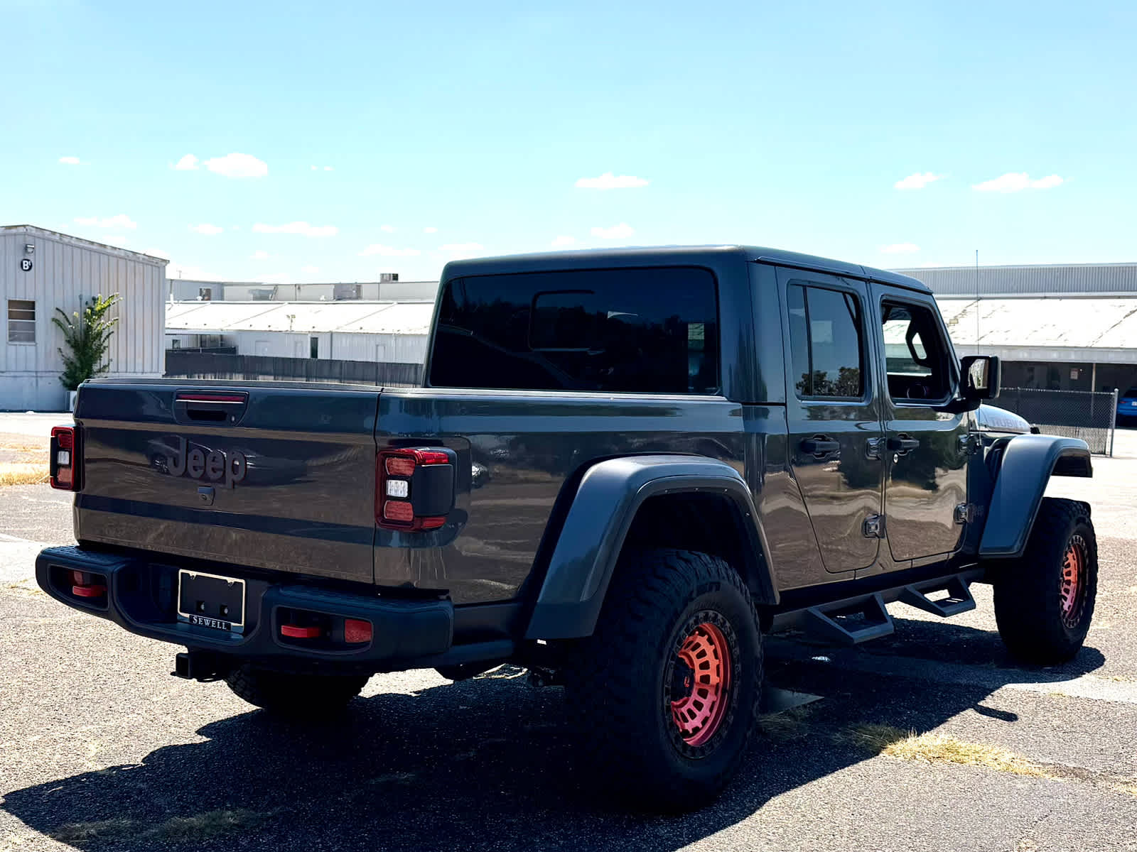 Used 2022 Gray Jeep Rubicon 4x4 image 6