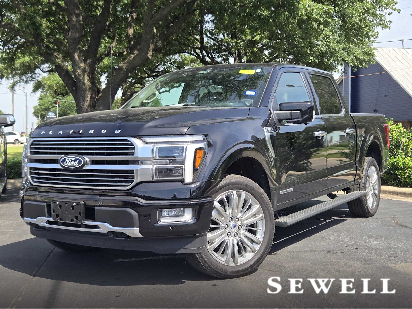 Pre-Owned 2025 Ford F-150 Platinum Crew Cab Pickup in #5432190A