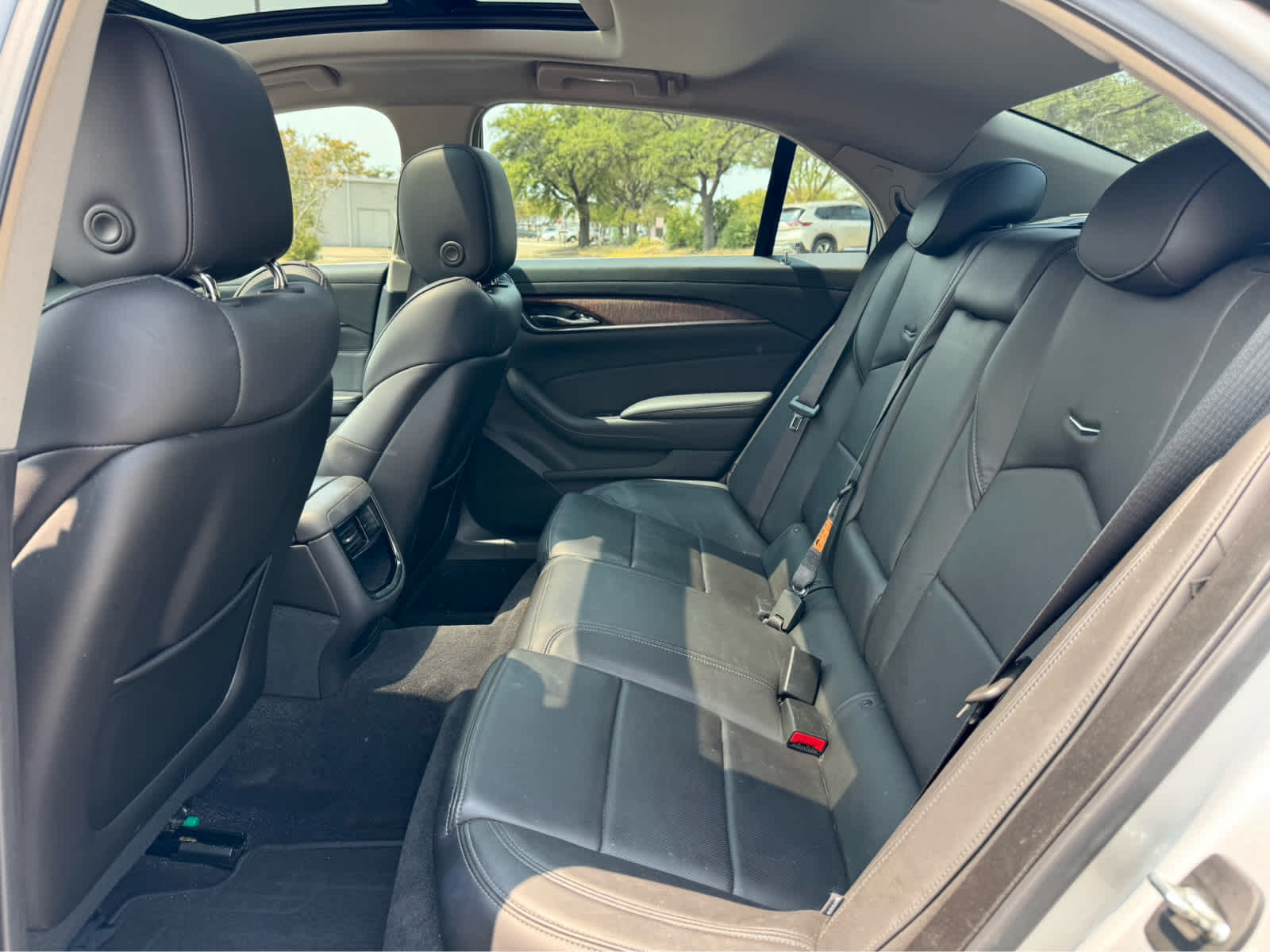 Used 2019 Radiant Silver Metallic Cadillac Luxury RWD image 13