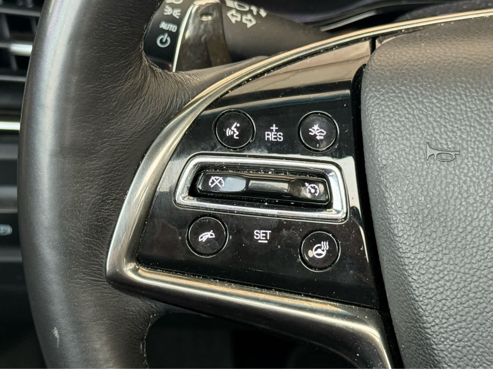 Used 2019 Radiant Silver Metallic Cadillac Luxury RWD image 17