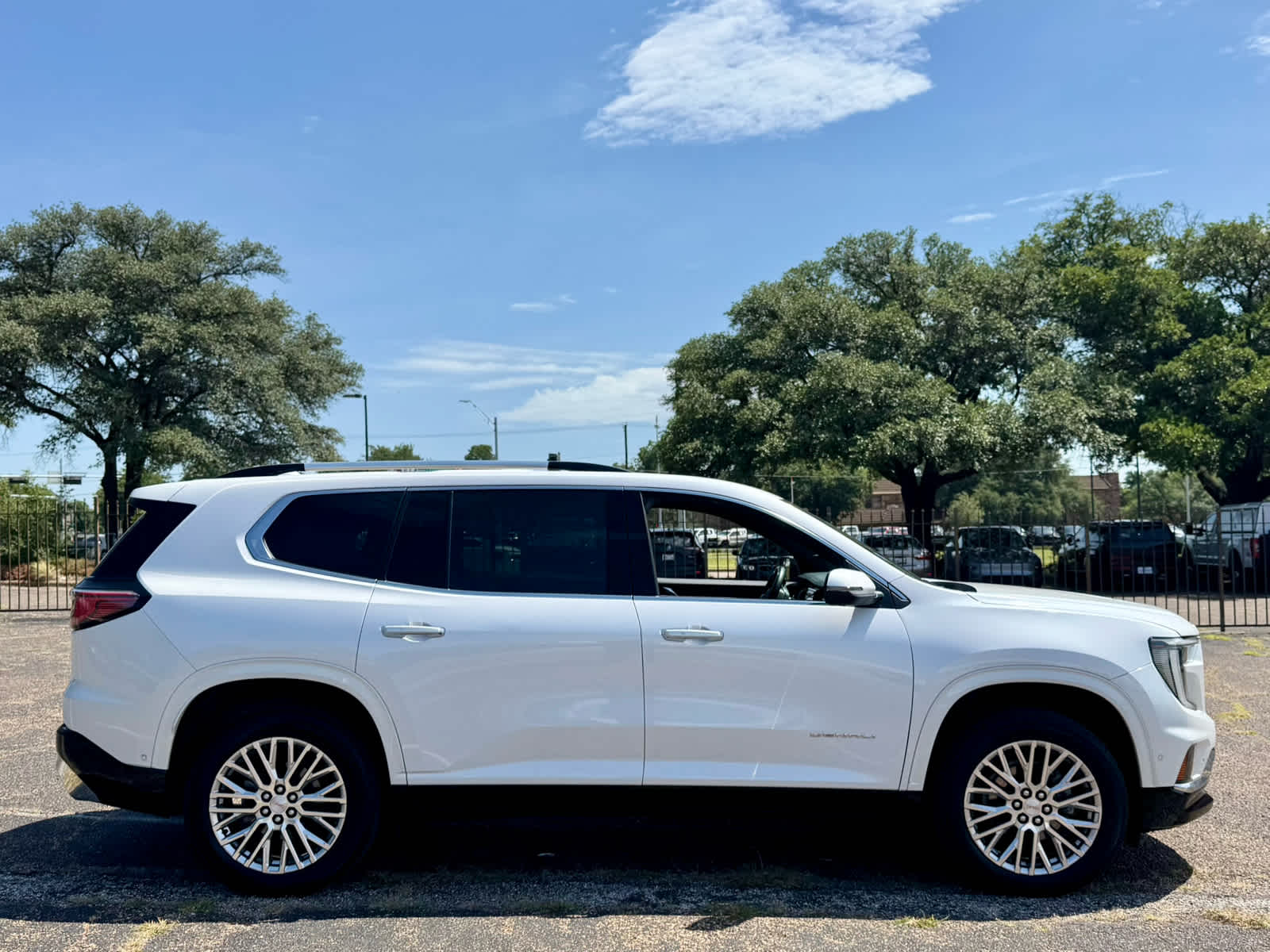 Certified Used 2024 White Frost Tricoat GMC AWD Denali image 8