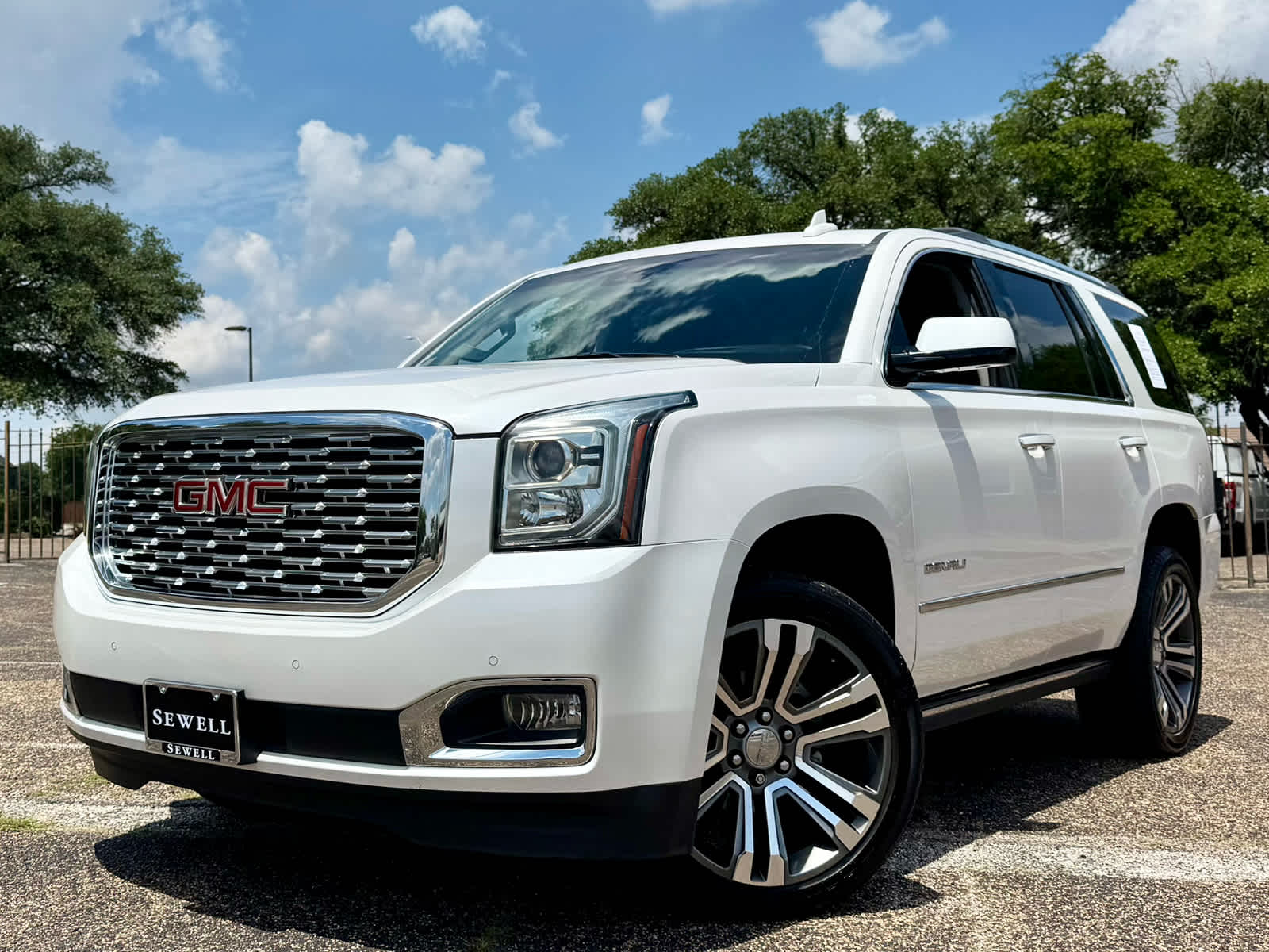 2018 GMC Yukon 2WD Denali's photo