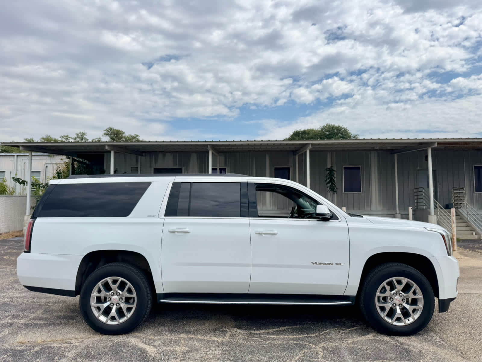 Certified Used 2018 SUMMIT WHITE GMC SLT image 8