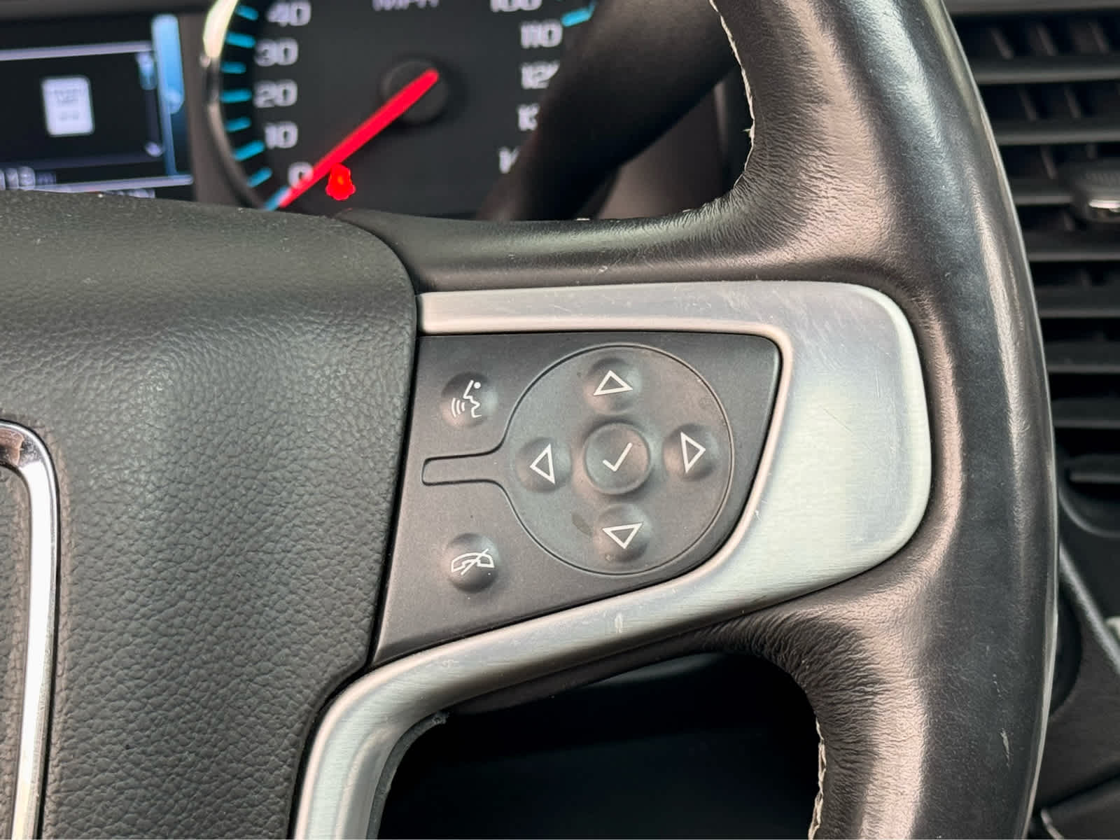 Certified Used 2018 SUMMIT WHITE GMC SLT image 21