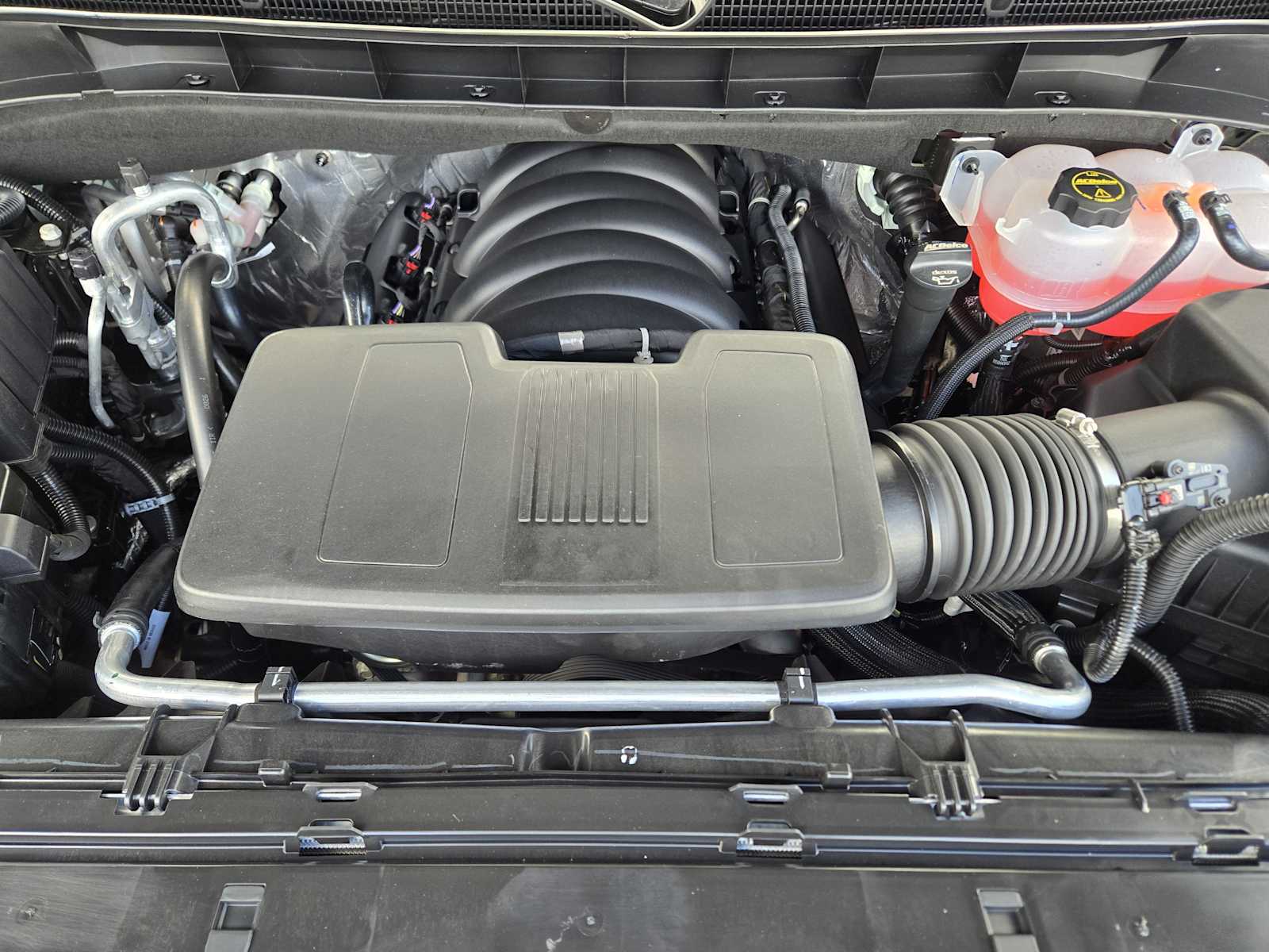 New 2026 Sterling Metallic GMC Elevation image 20